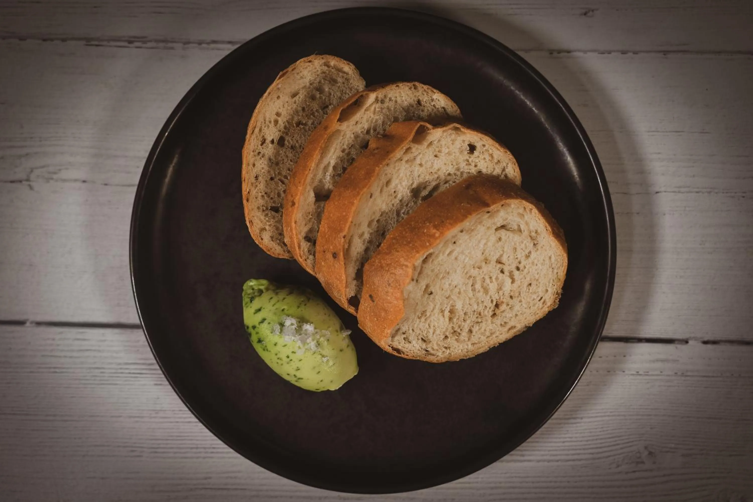 Restaurant/places to eat in Briery Wood Hotel