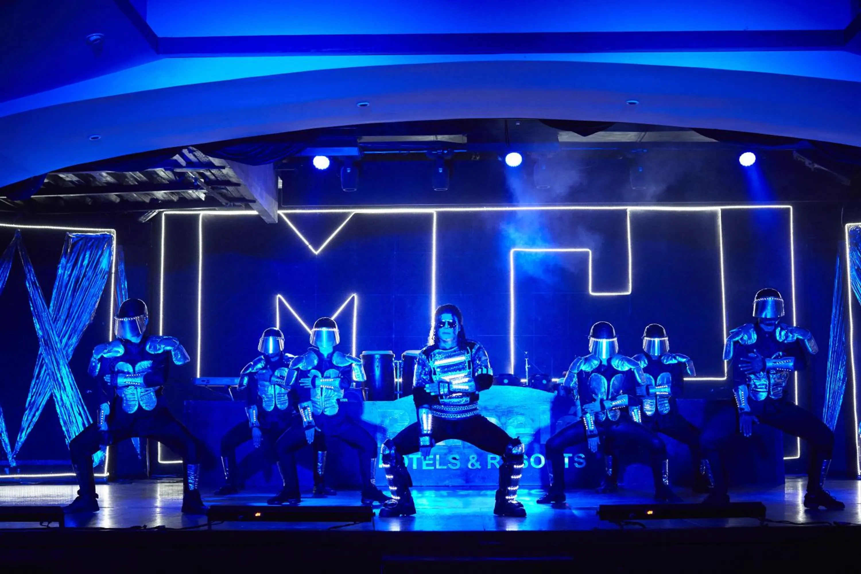 Evening entertainment in Occidental Tucancún - All Inclusive