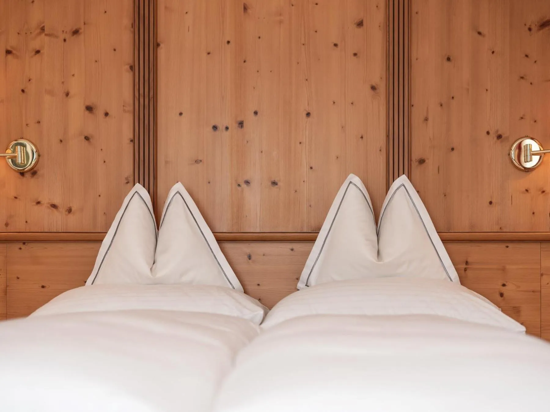 Photo of the whole room, Bed in Hotel Traube