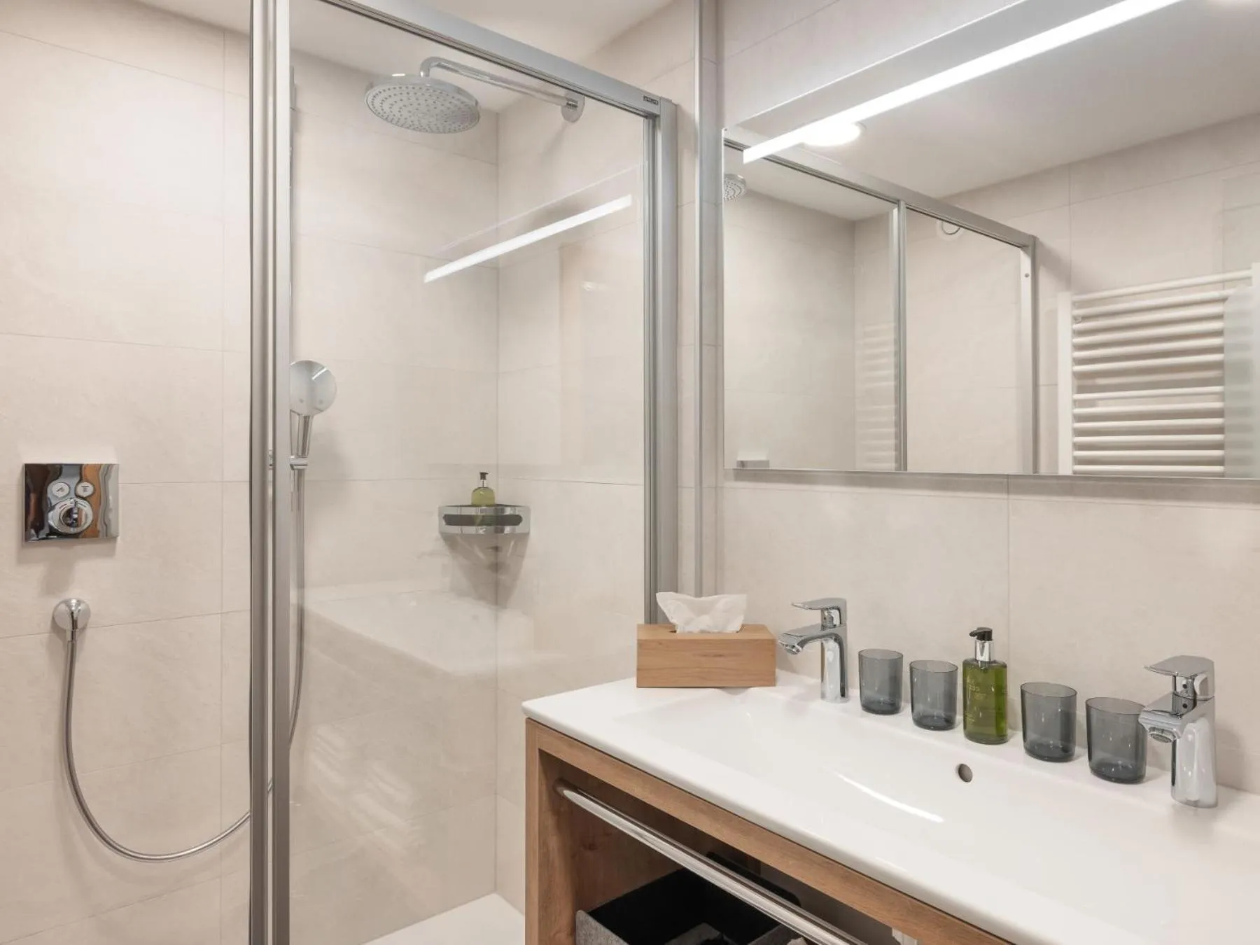 Photo of the whole room in Hotel Traube