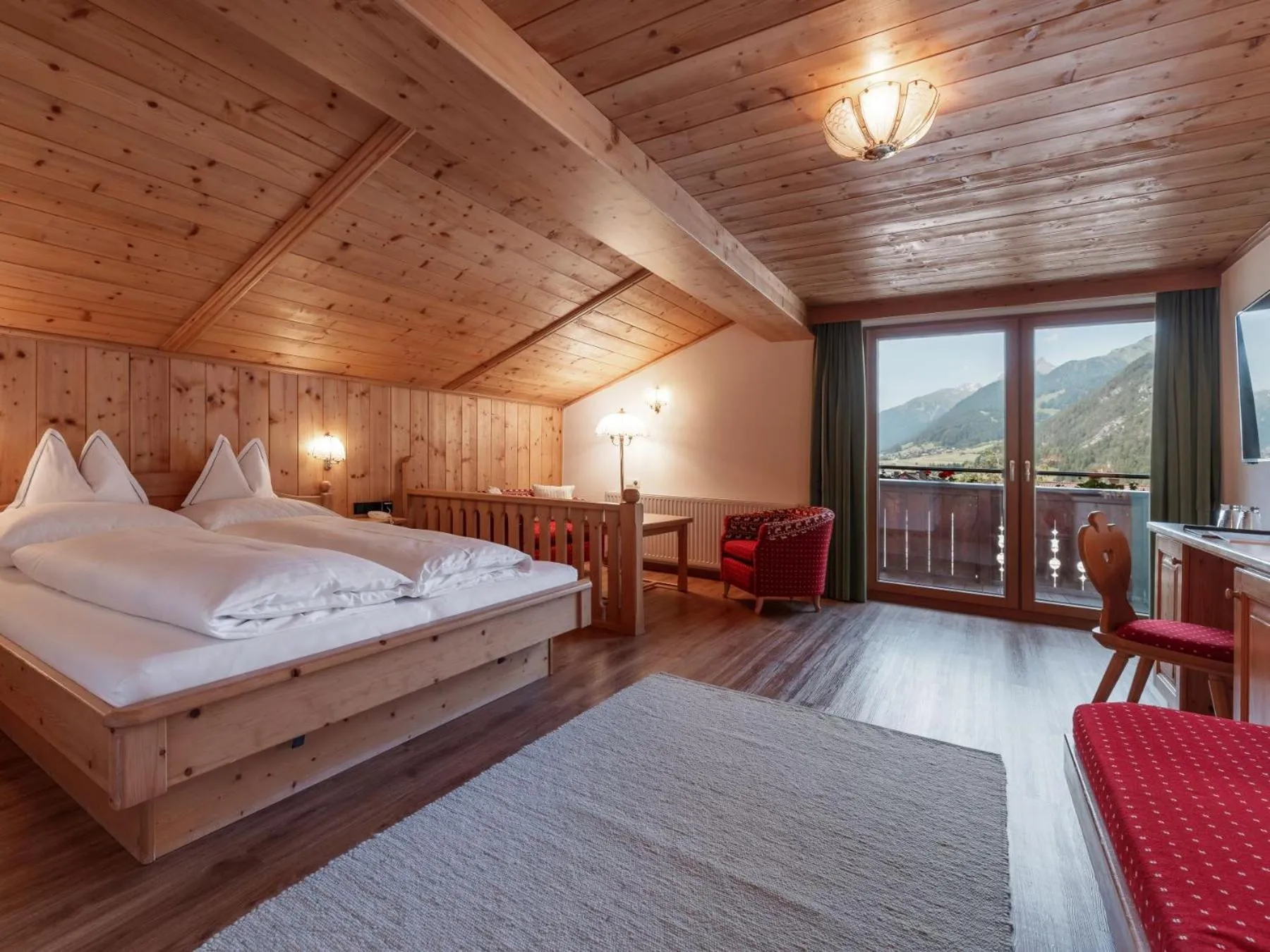 Photo of the whole room, Bed in Hotel Traube