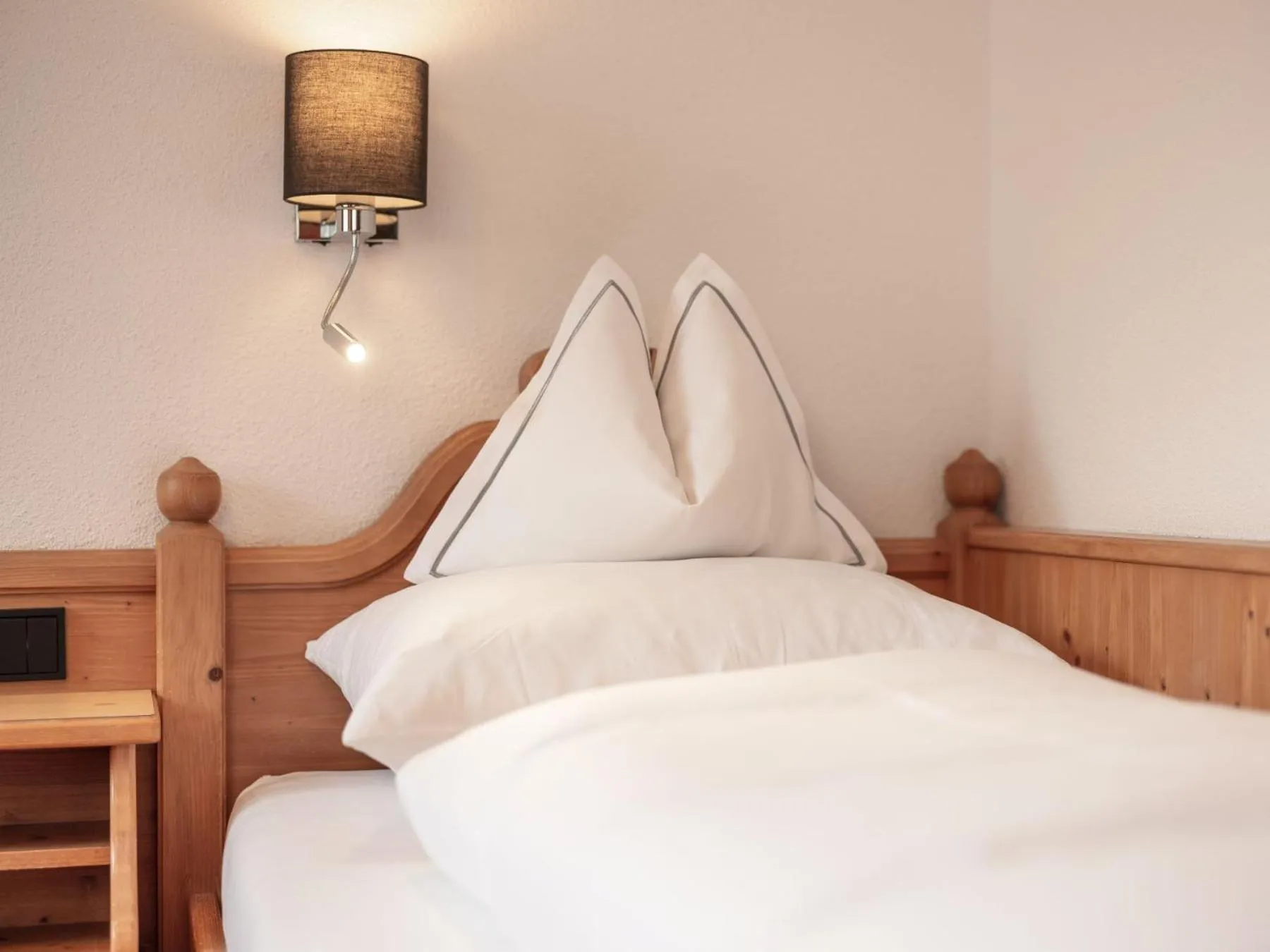 Photo of the whole room, Bed in Hotel Traube