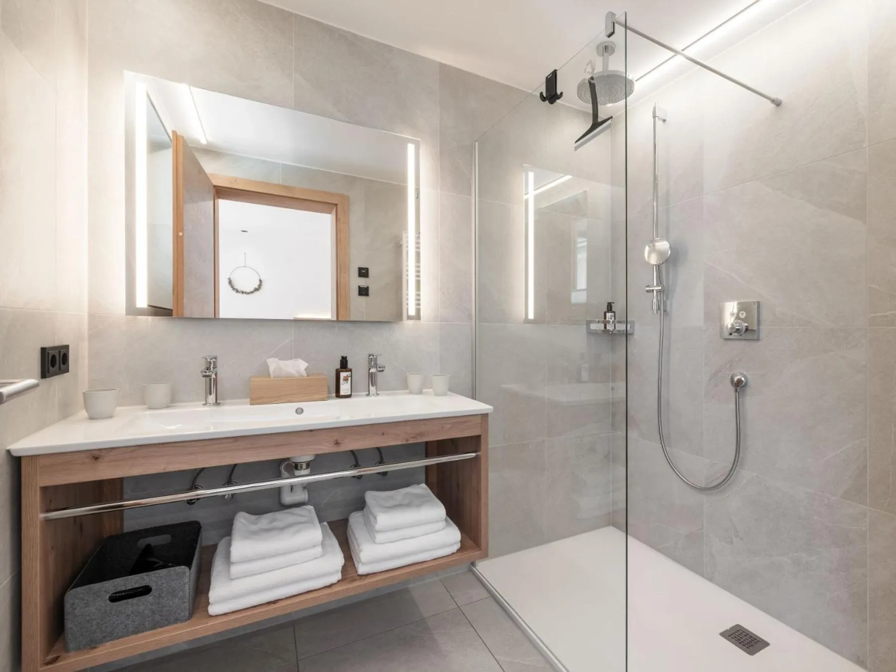 Photo of the whole room in Hotel Traube