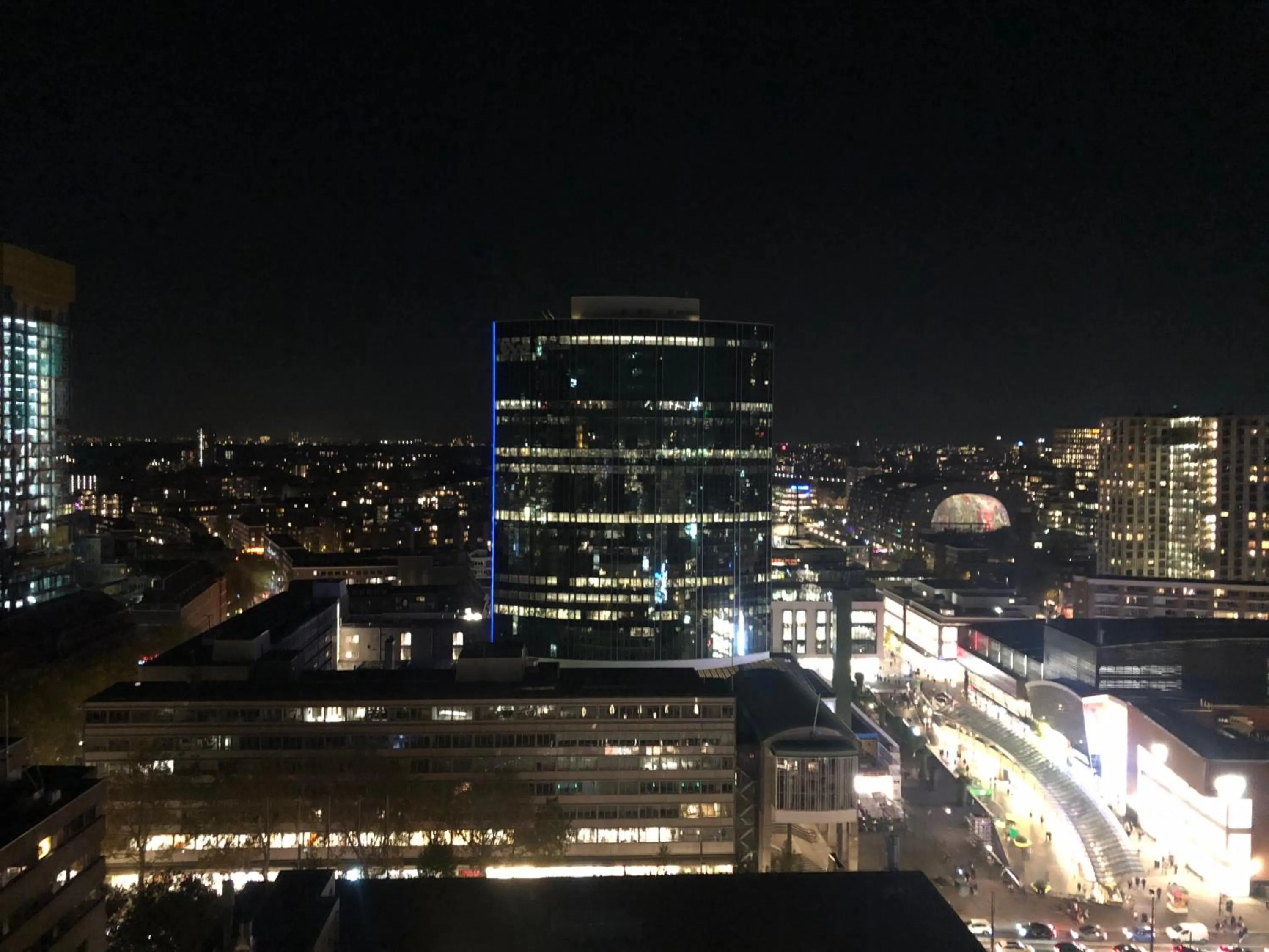 Night in Urban Residences Rotterdam