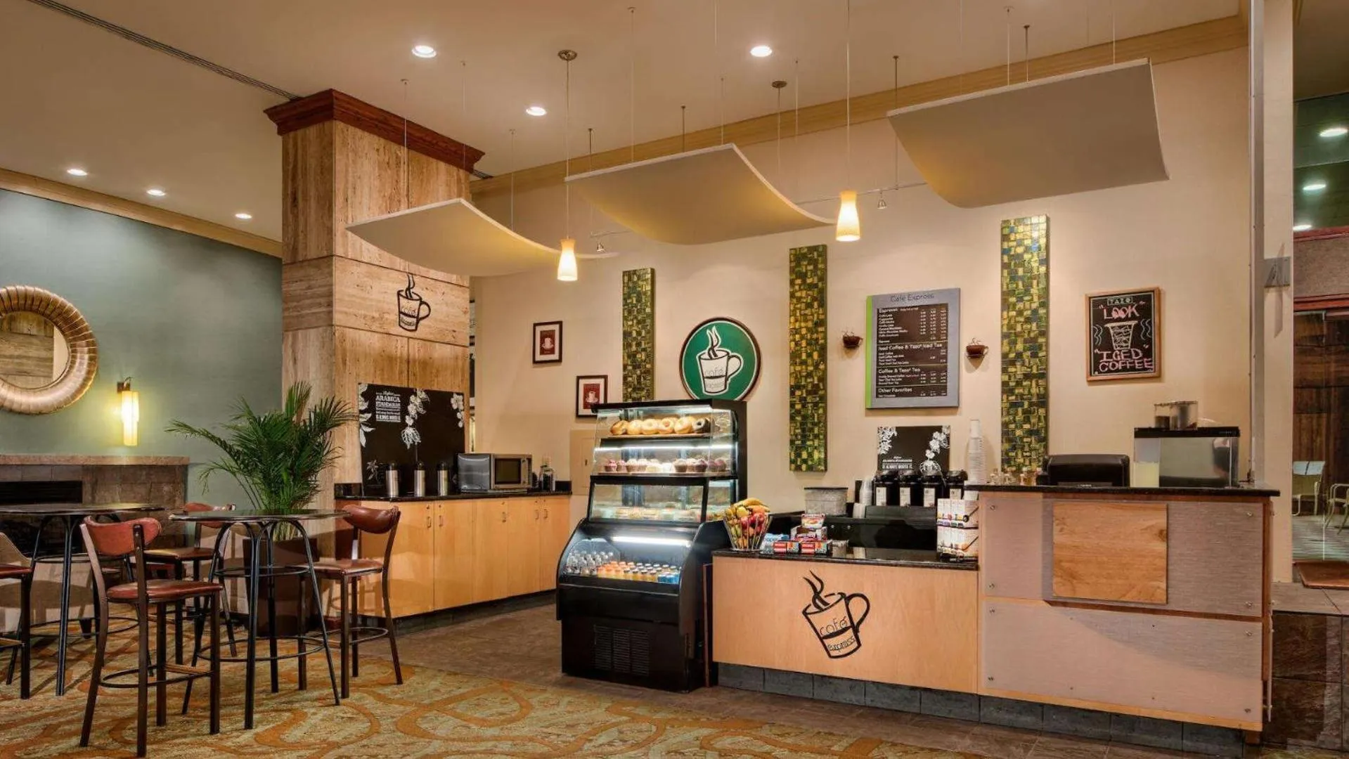 DoubleTree by Hilton Philadelphia Airport