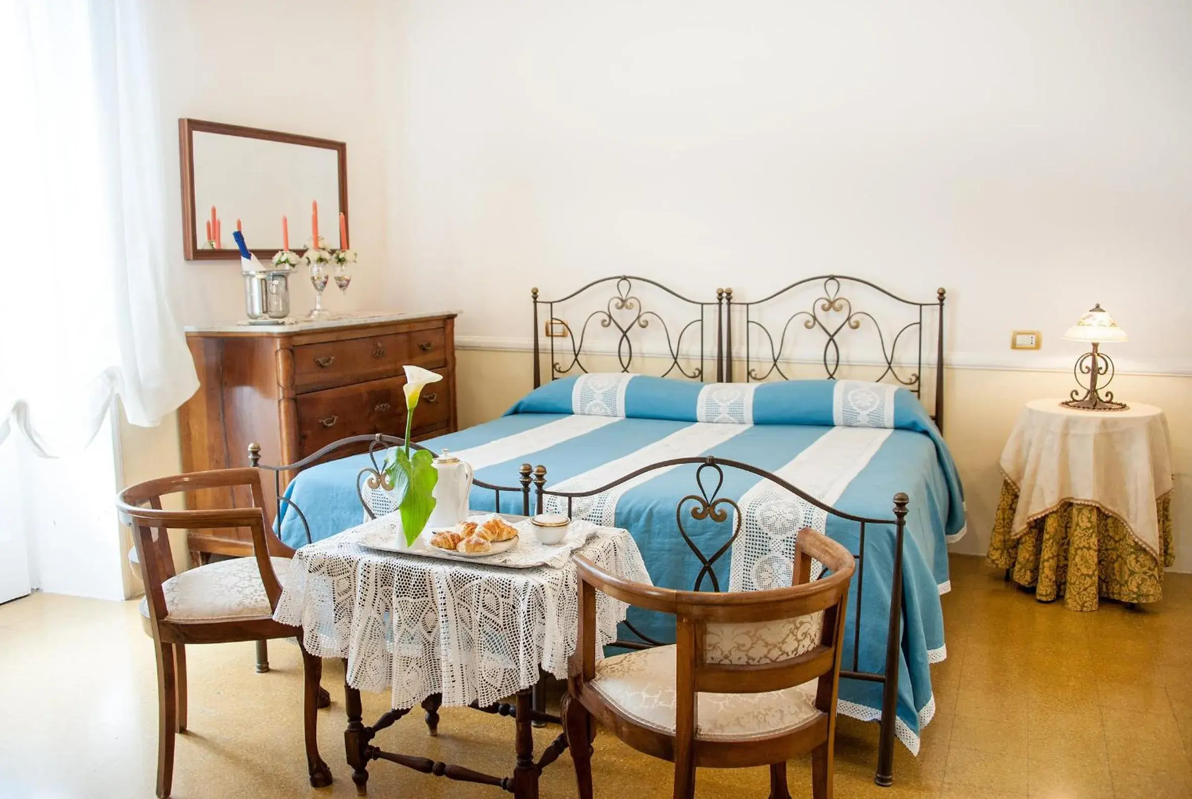 Double Room in Villa La Meridiana - Caroli Hotels Double Room in Villa La Meridiana - Caroli Hotels