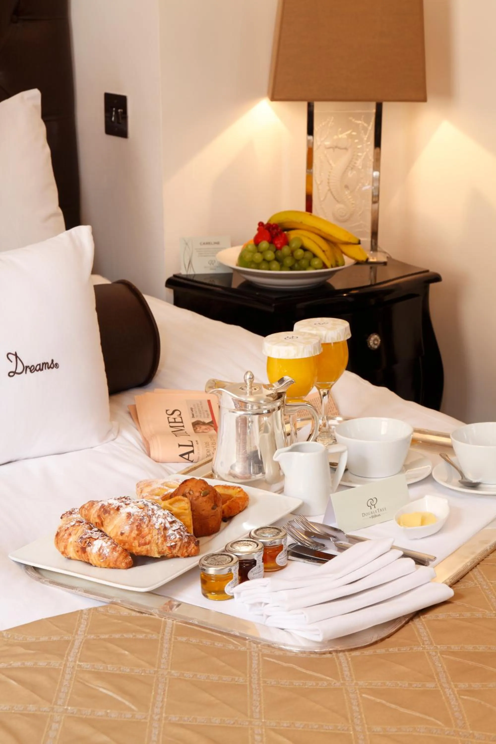 Bed in Courthouse Hotel London