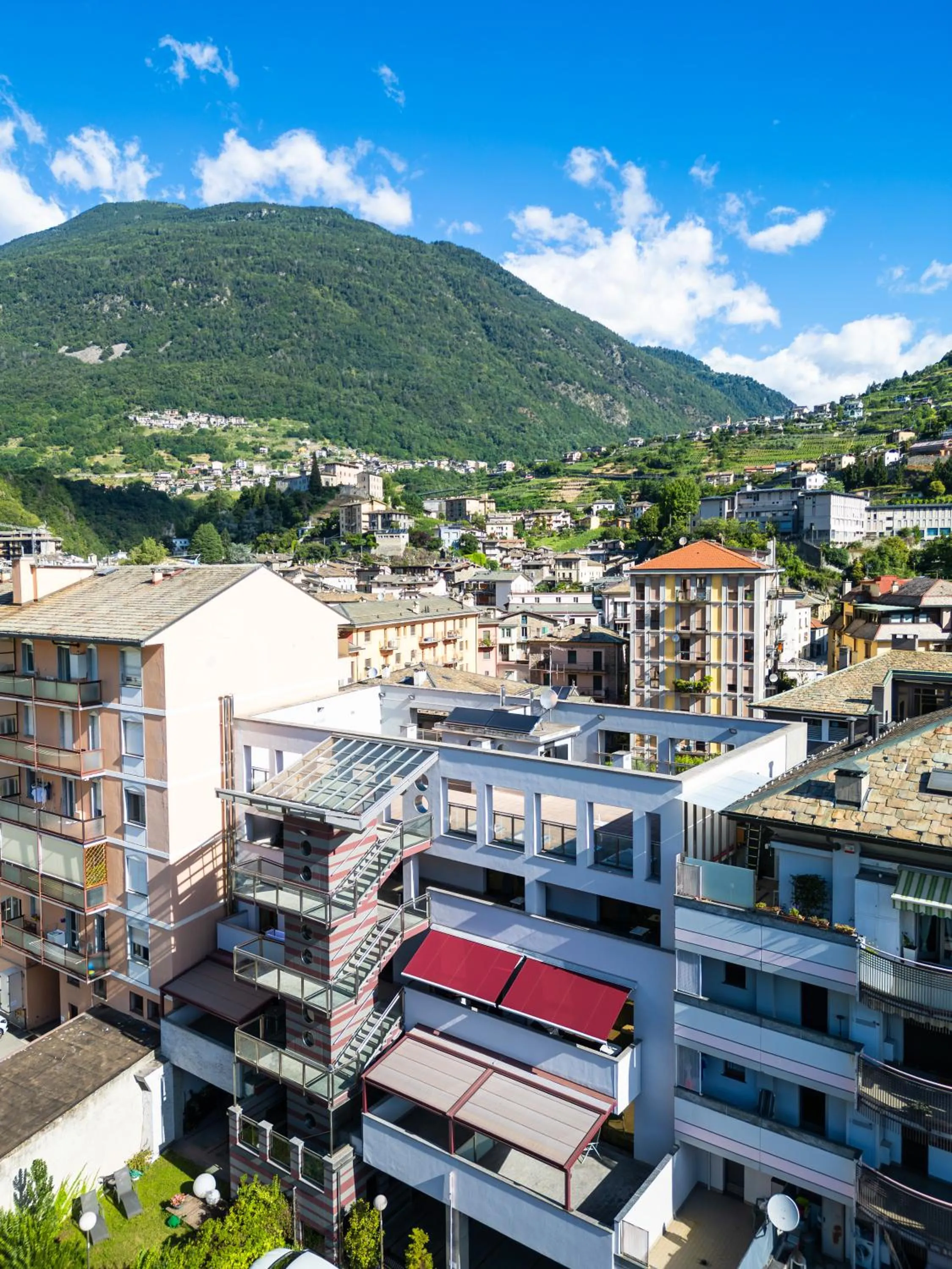 Property building in Piazzi House