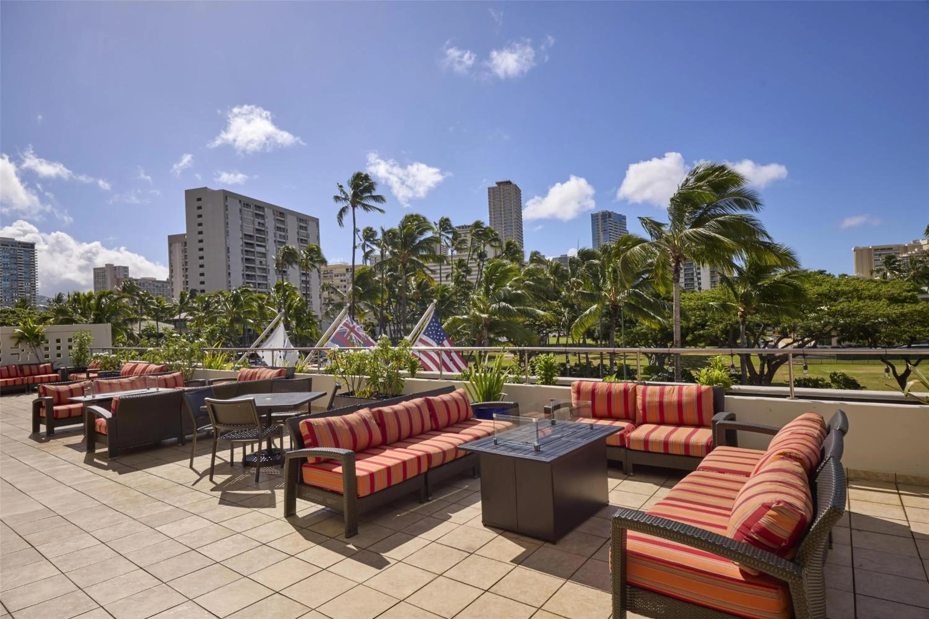 Balcony/Terrace in DoubleTree by Hilton Alana - Waikiki Beach