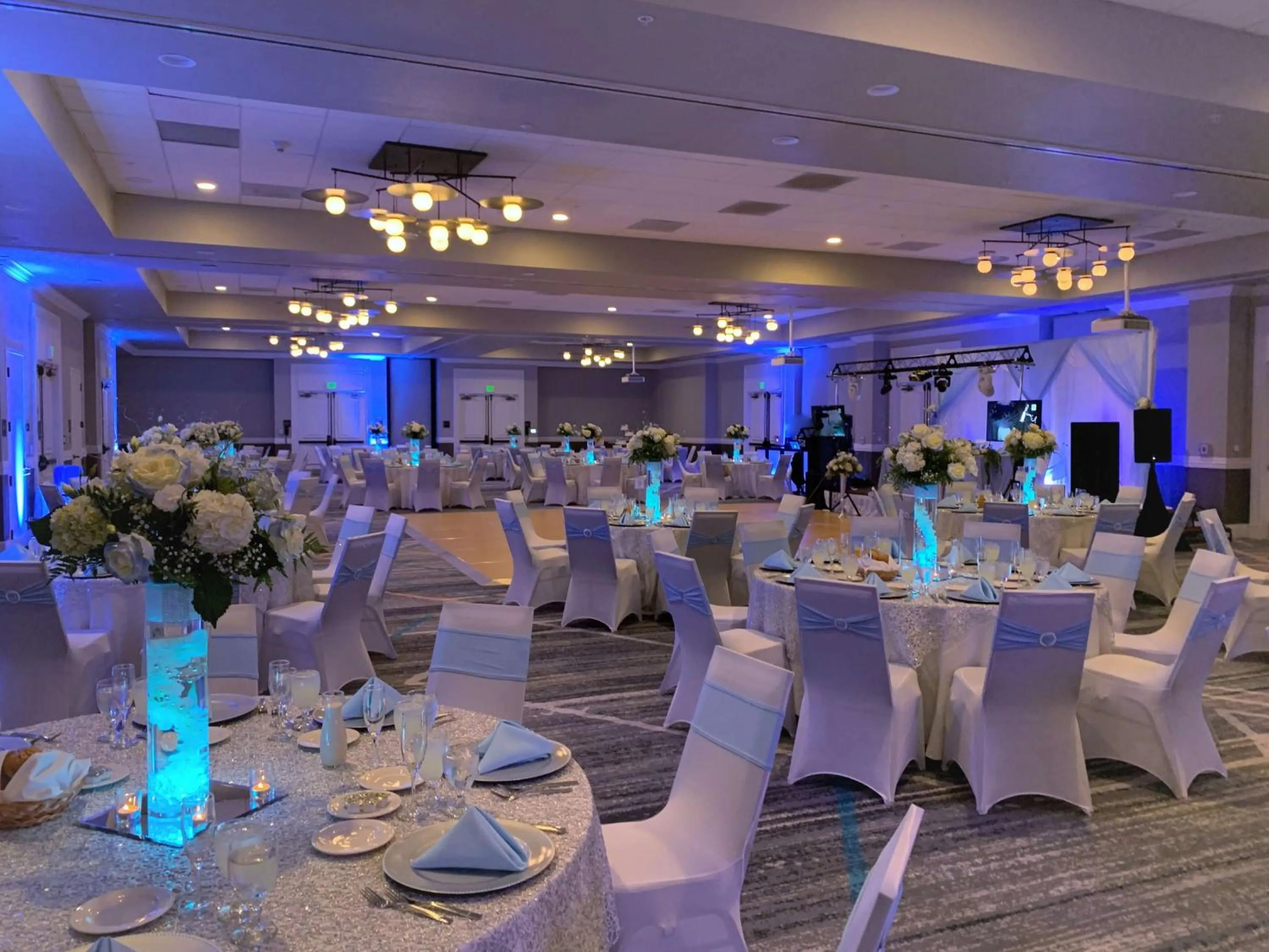 Meeting/conference room in Embassy Suites by Hilton San Rafael Marin County