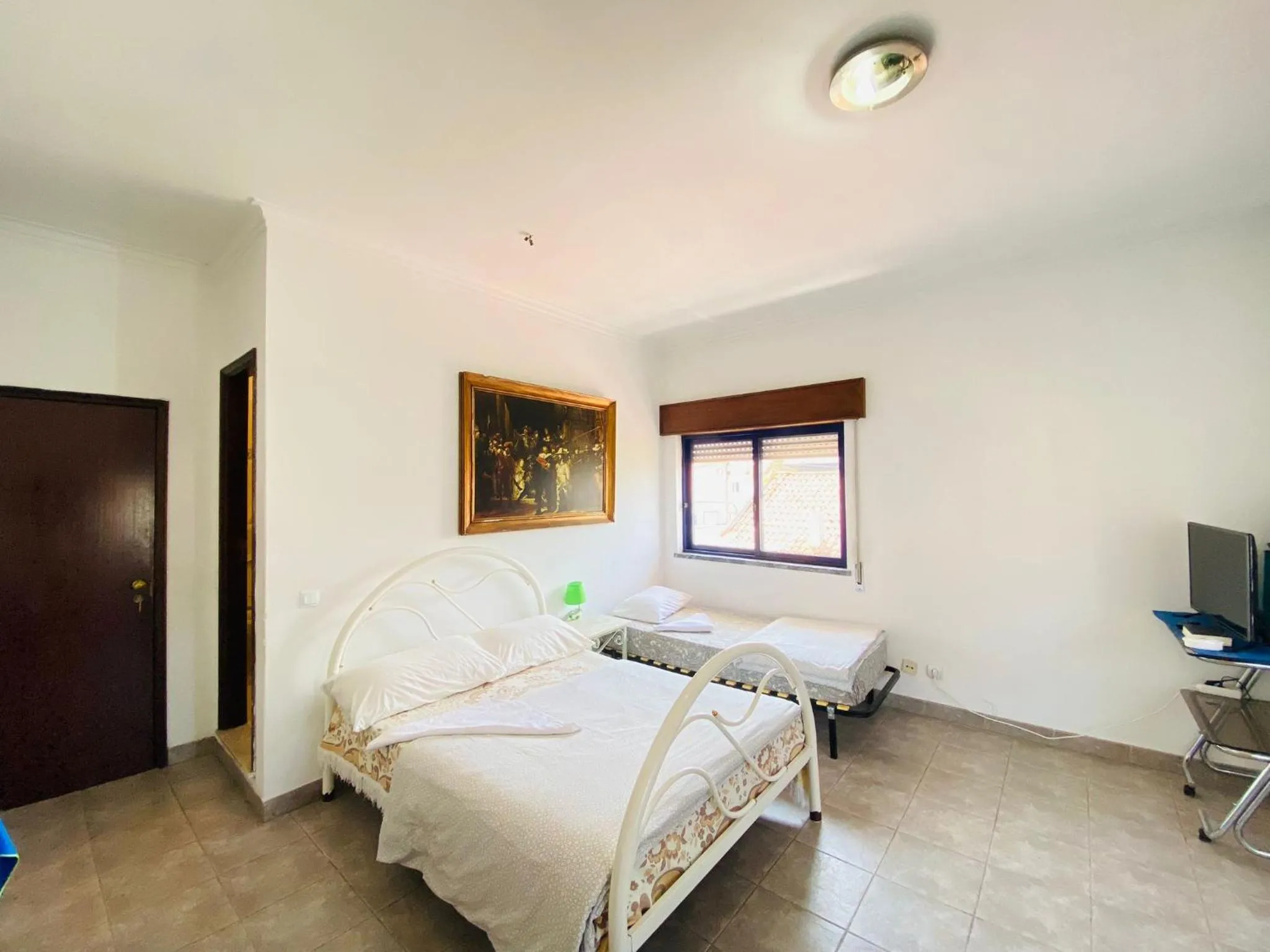 Bed in Come Inn Sesimbra