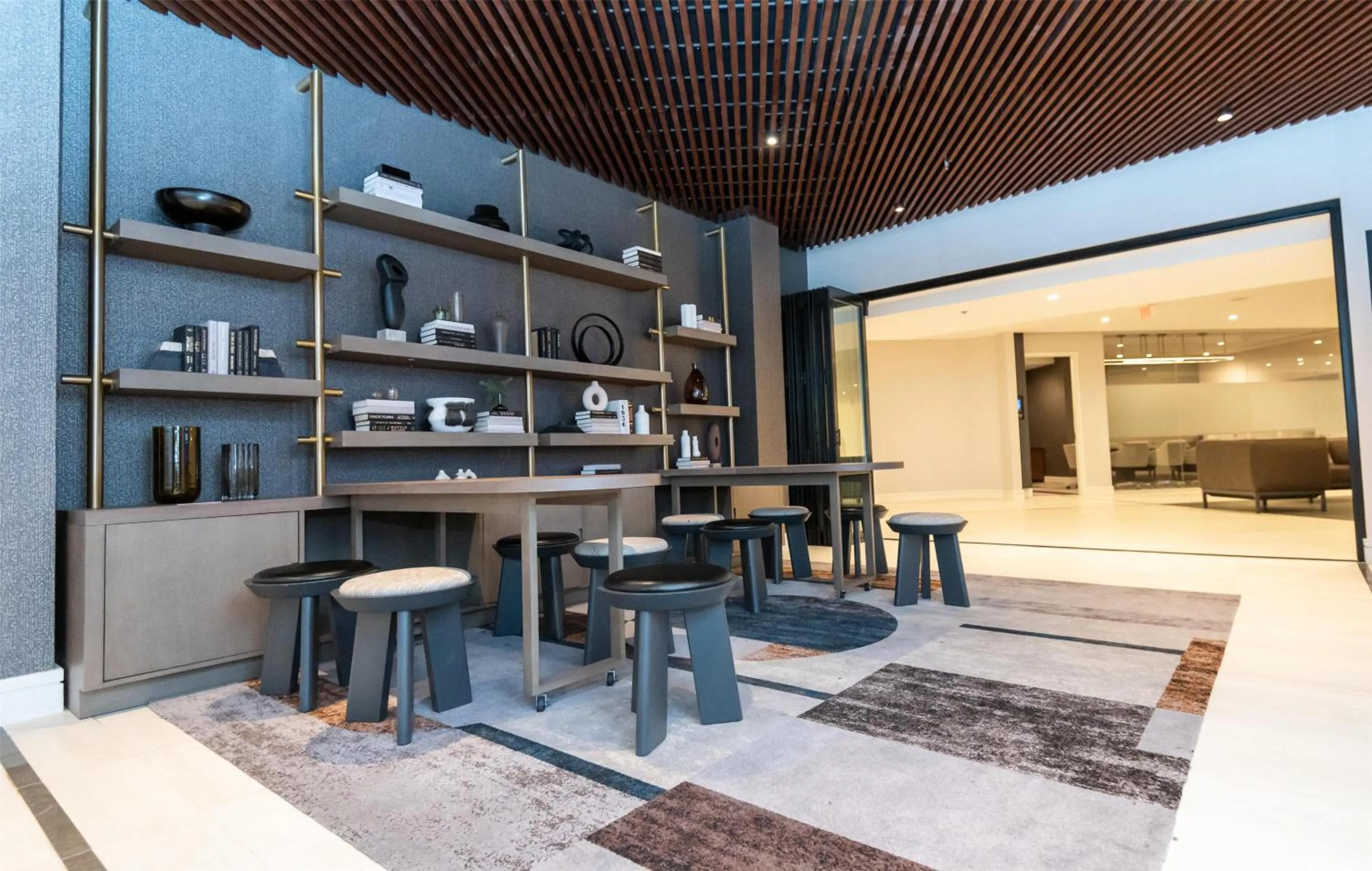 Lobby or reception in Hilton Arlington National Landing