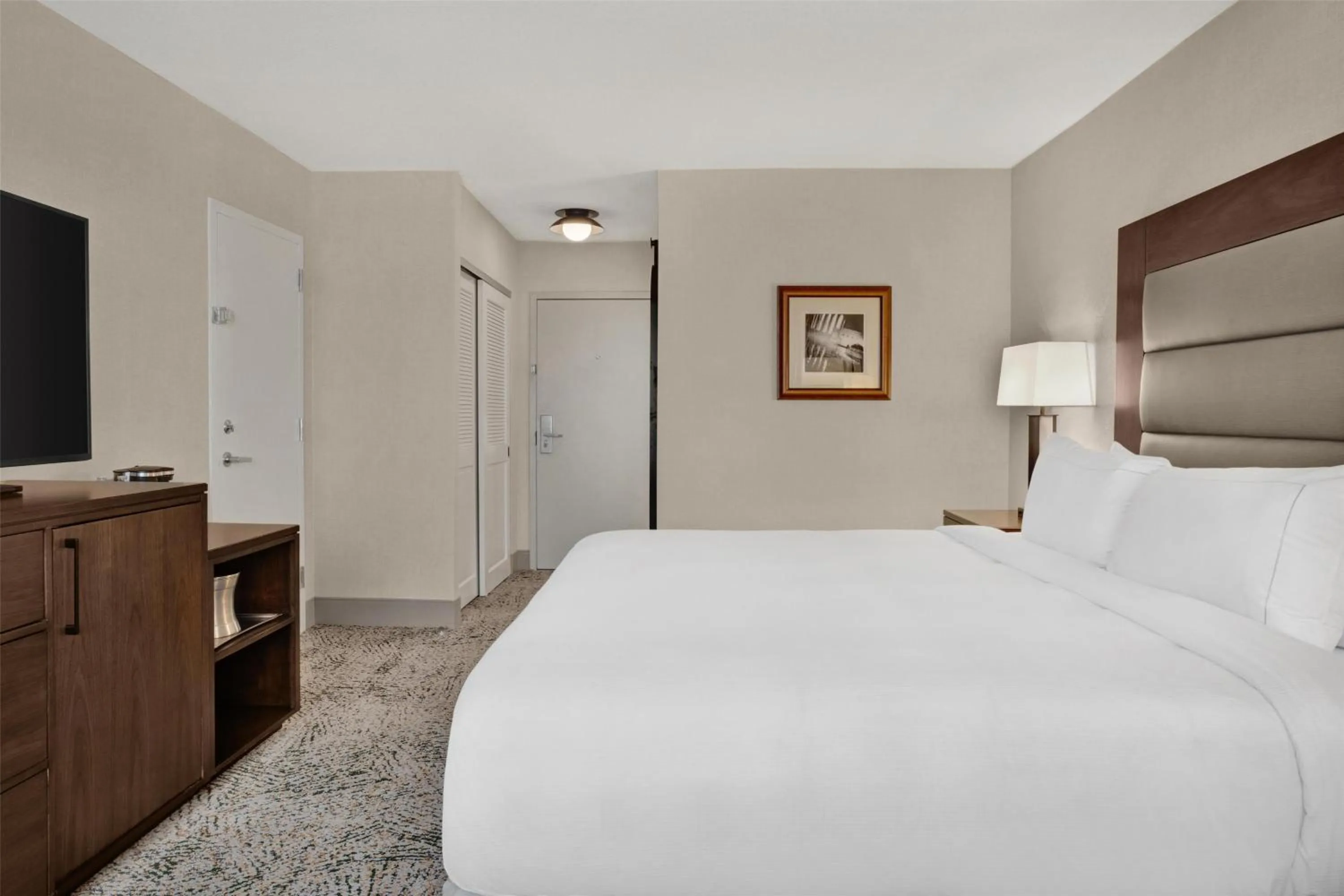 Bed in Hilton Arlington National Landing