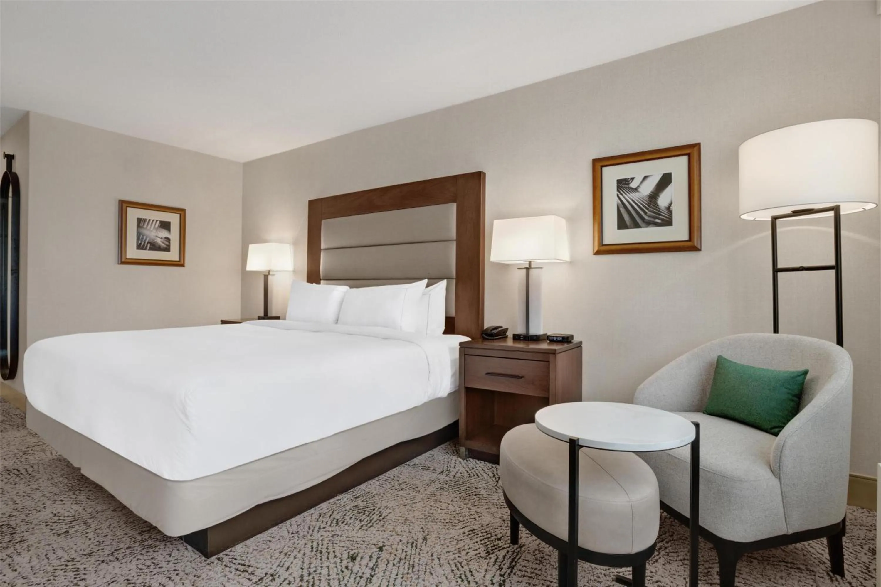 Bed in Hilton Arlington National Landing