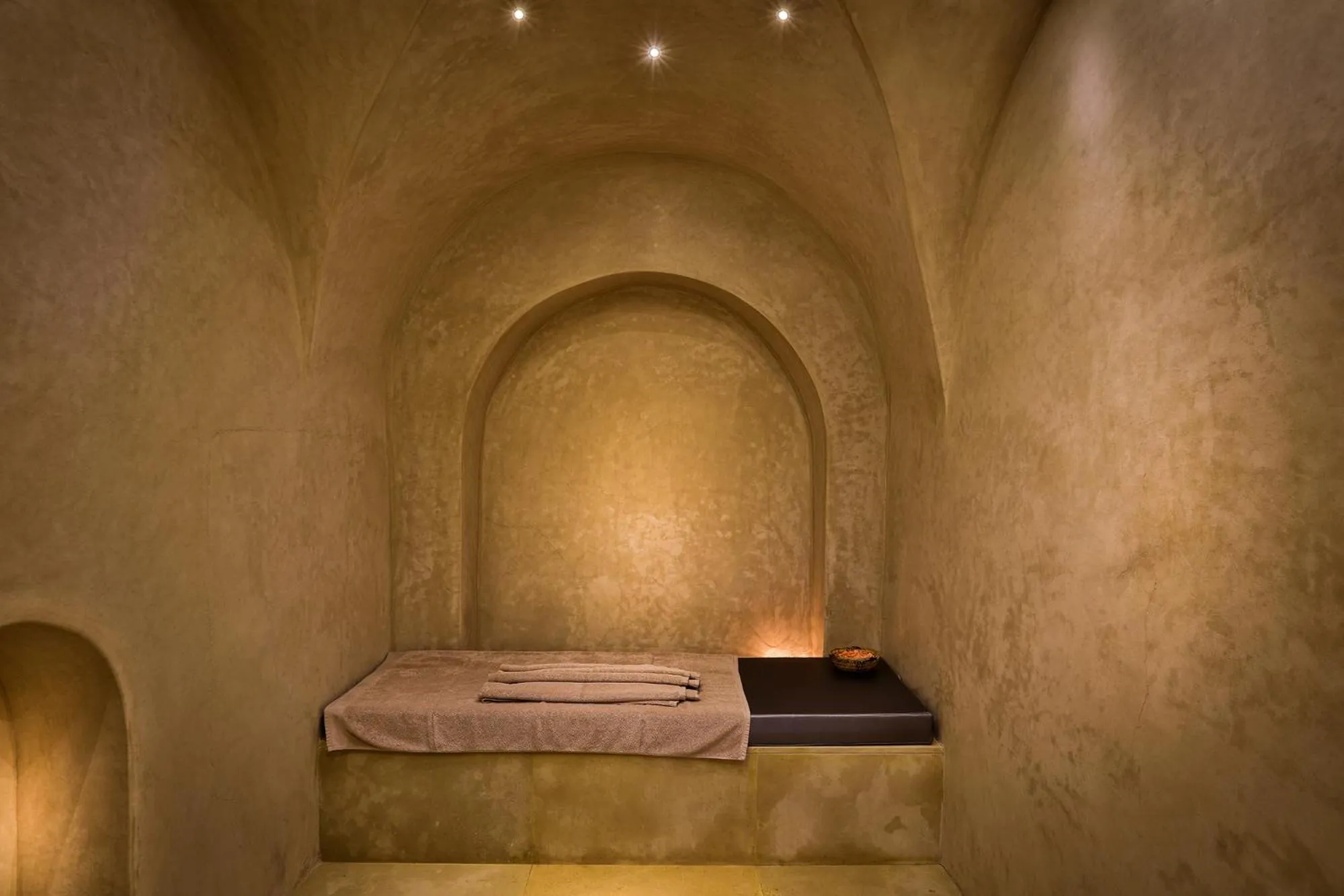 Steam room in Hotel & Spa Riad Al Jazira