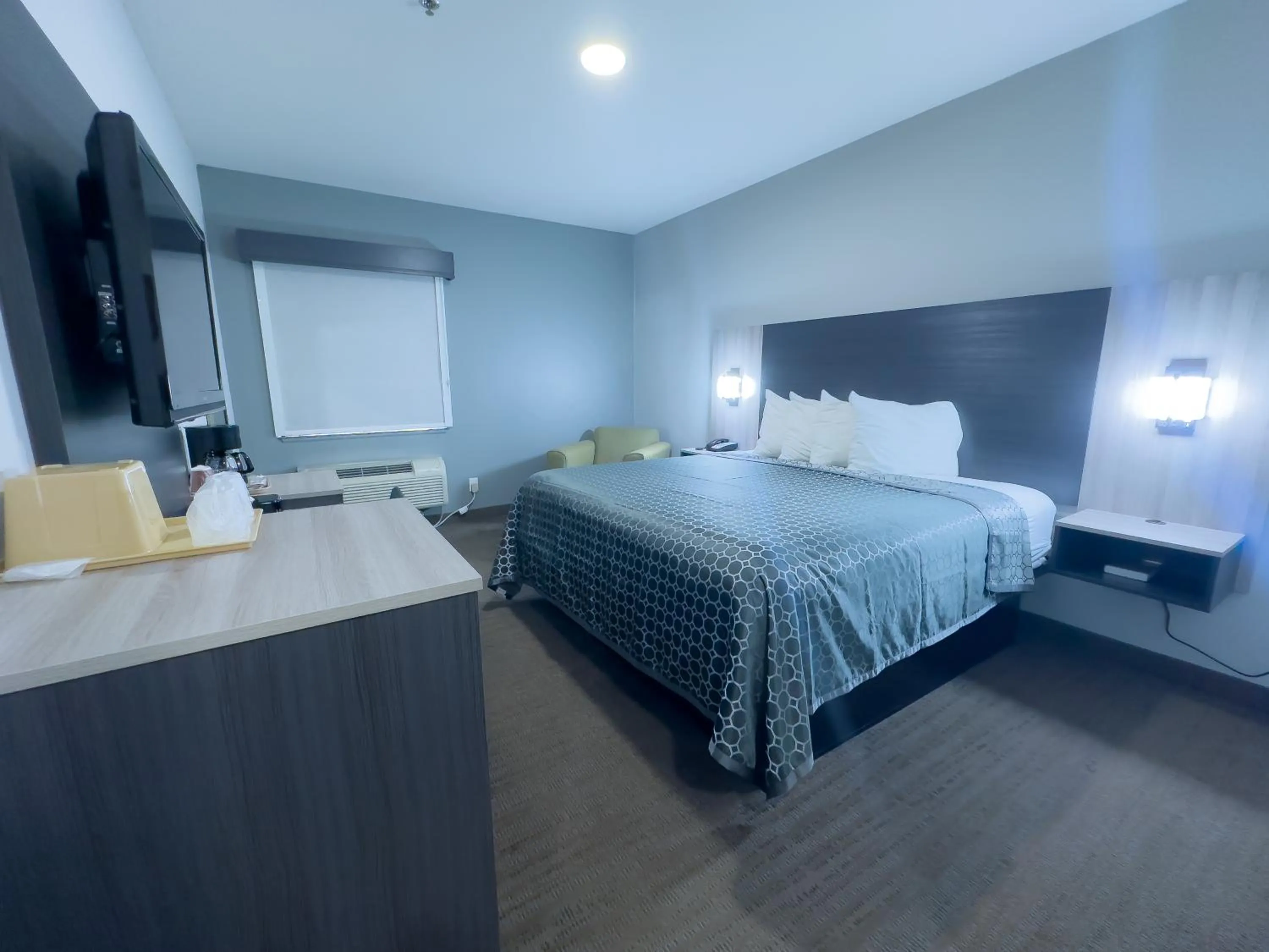 Bed in American Inn Madill