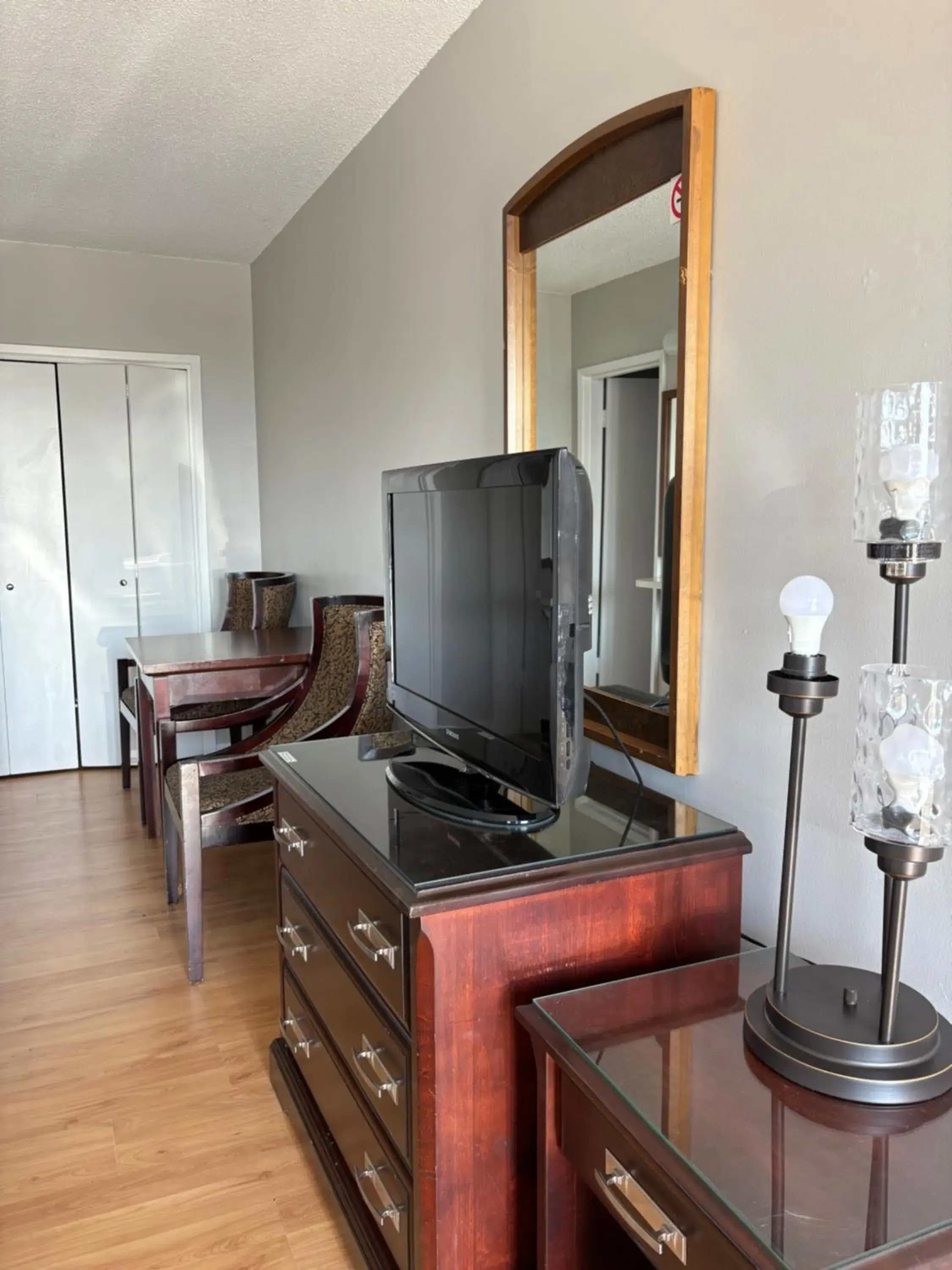 Standard Double Room in Island View Lodge Standard Double Room in Island View Lodge