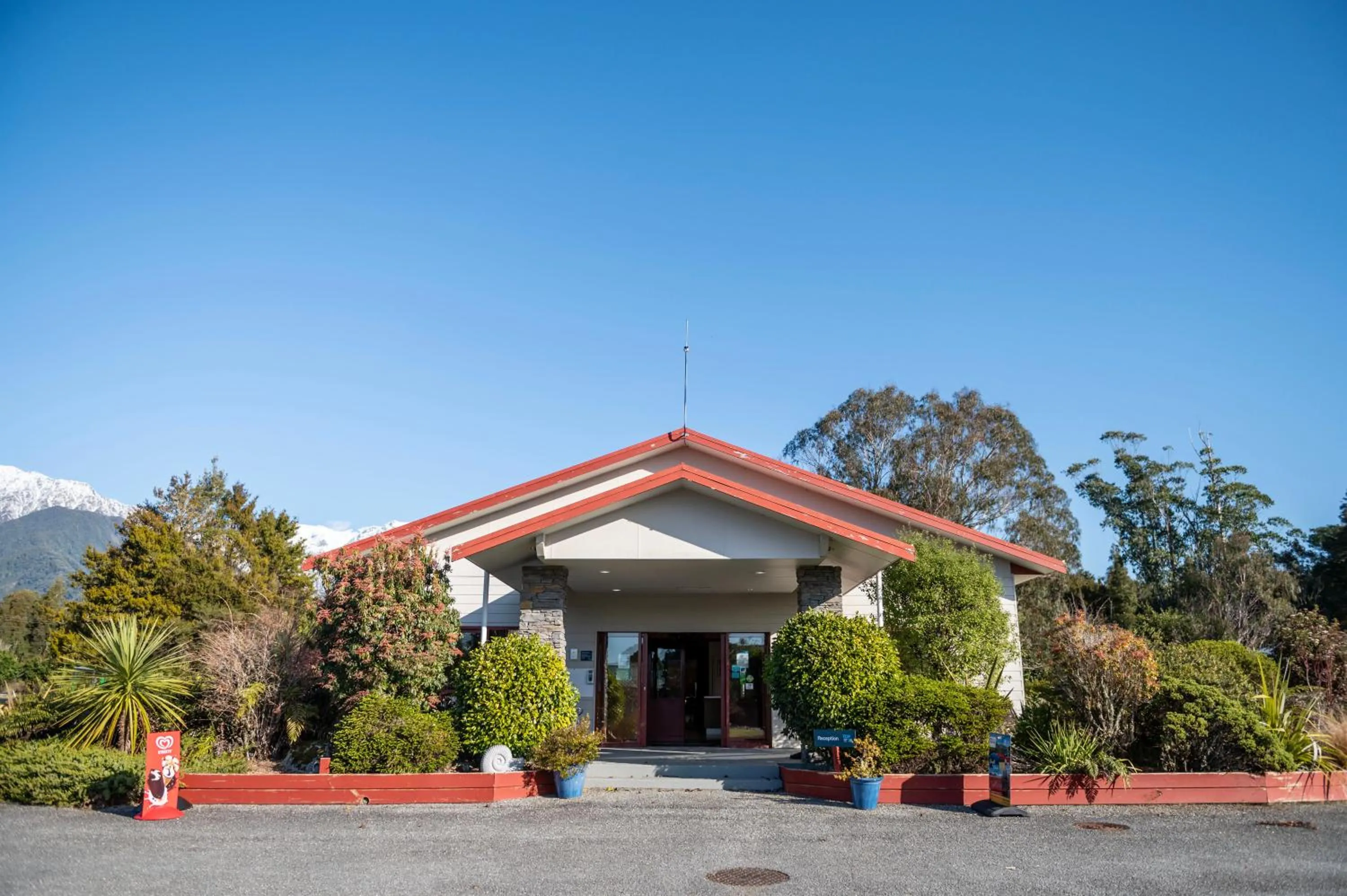 Property building in Franz Josef TOP 10 Holiday Park