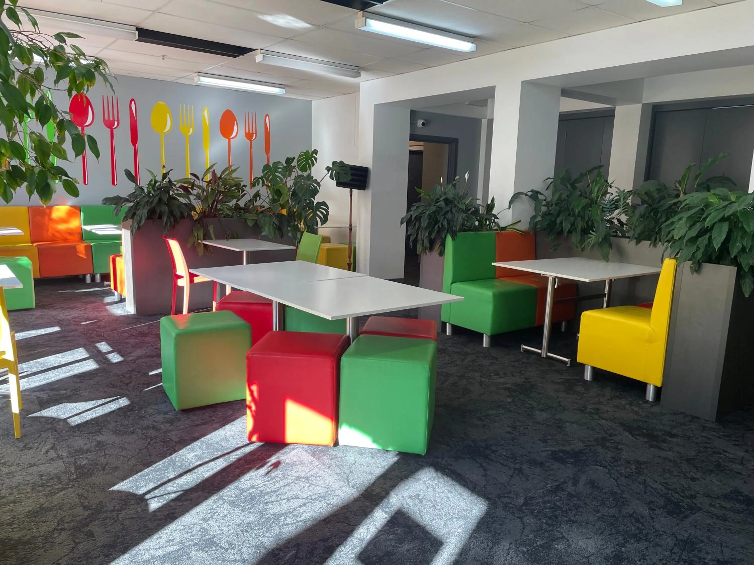 Dining area in YHA Nelson