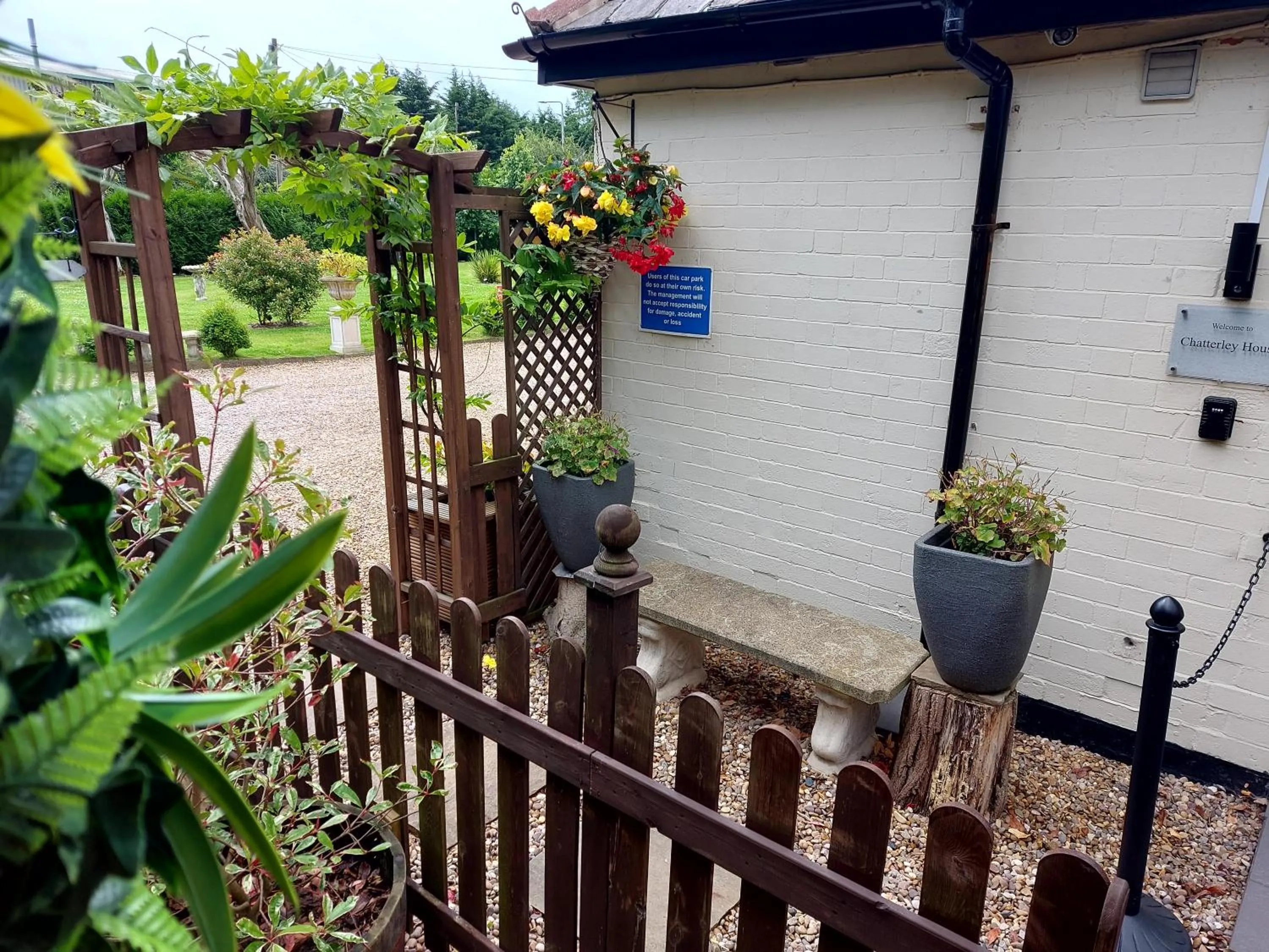 Facade/entrance in Chatterley House