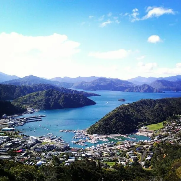 Area and facilities in Sequoia Lodge Backpackers