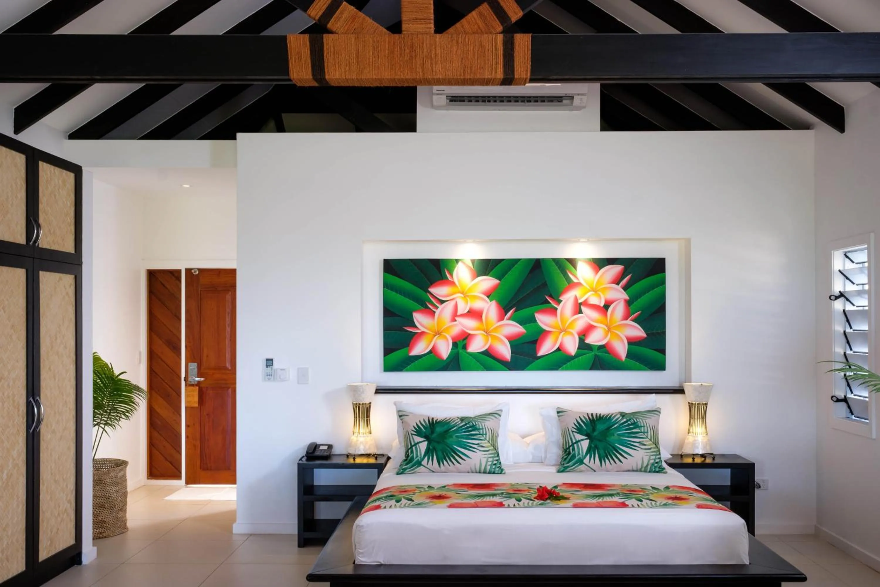 Bedroom, Bed in Lomani Island Resort & Spa