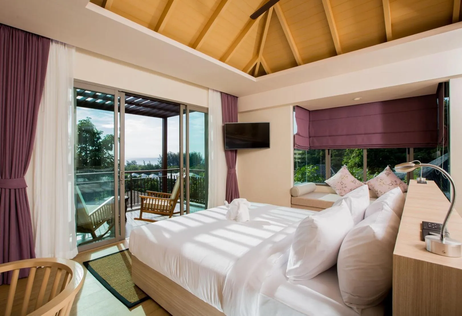 Bedroom, Bed in Mandarava Resort and Spa, Karon Beach