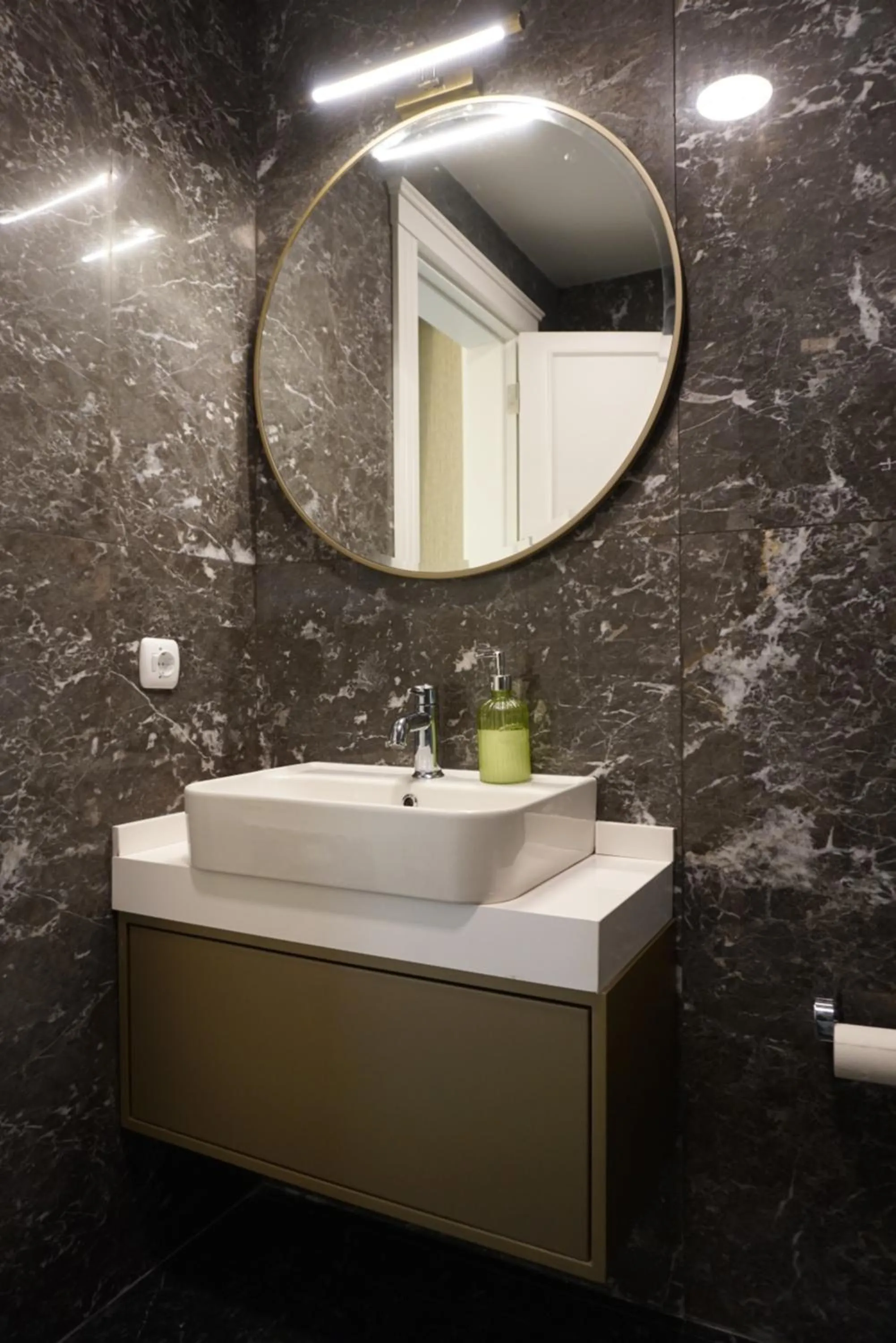 Bathroom in Kıvrakzade Otel