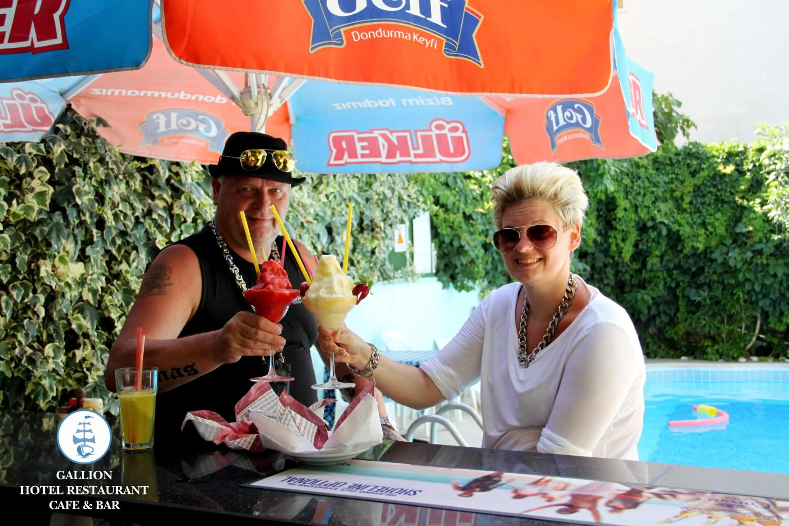 Swimming pool in Gallion Hotel