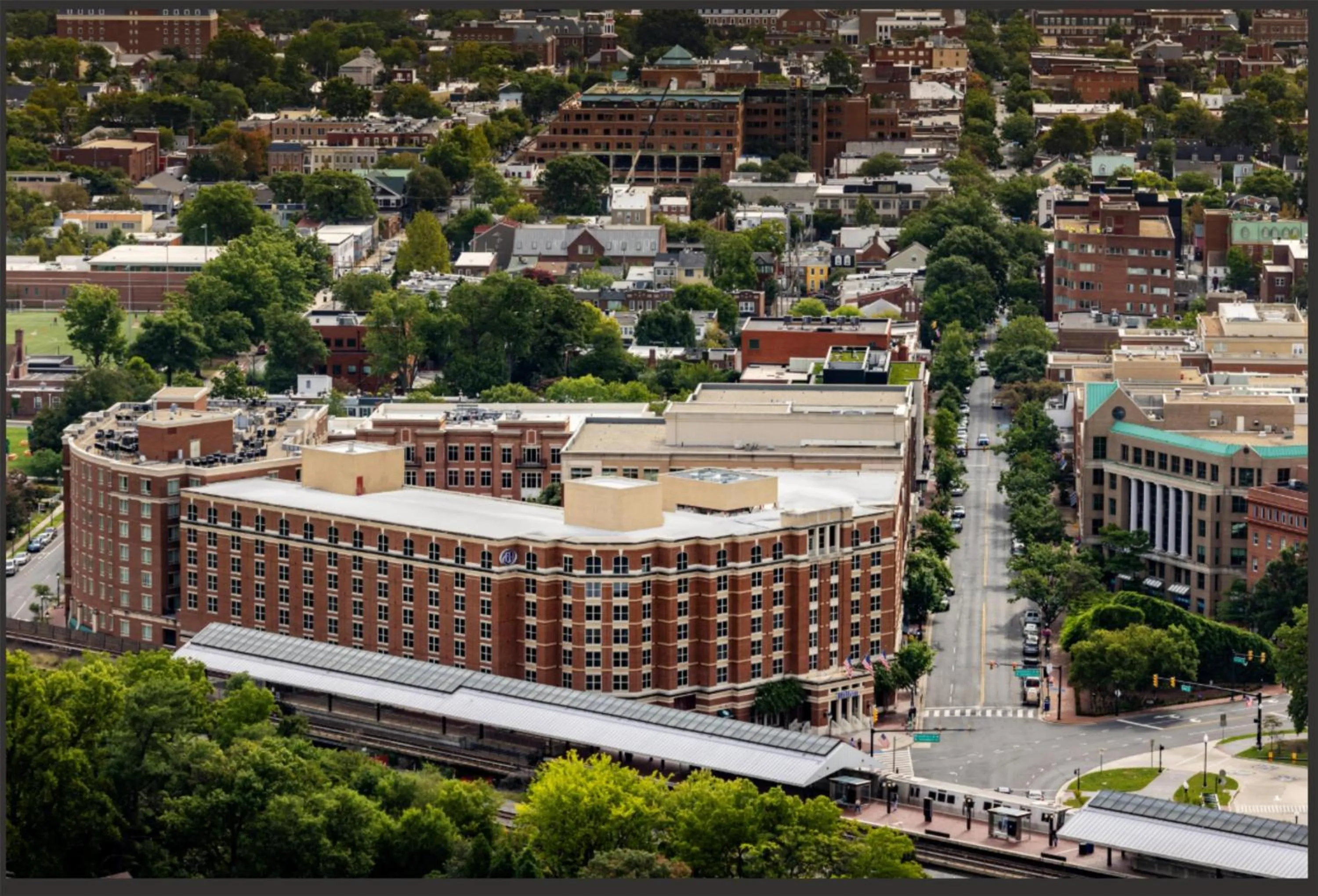 Property building in Hilton Alexandria Old Town