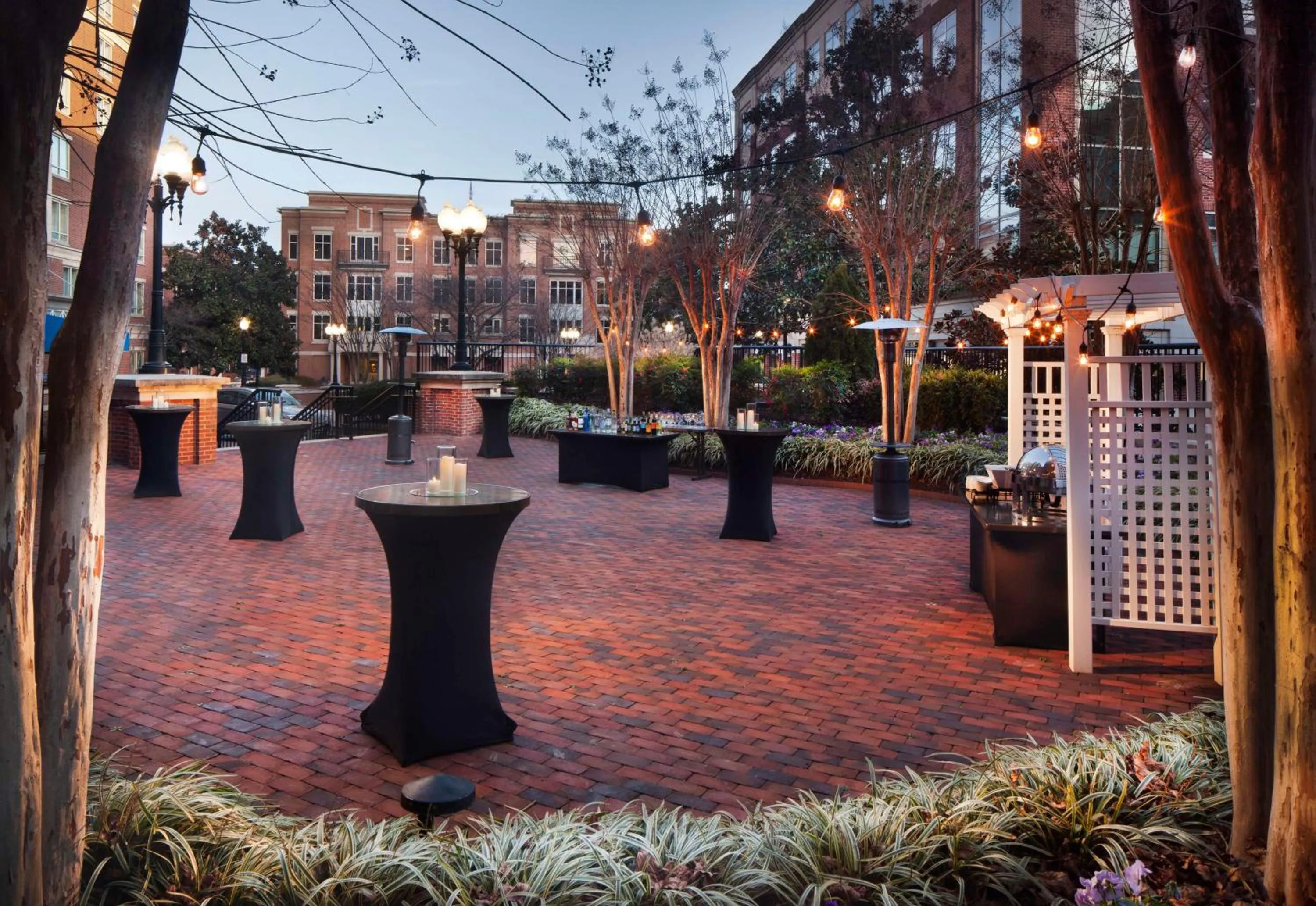 Meeting/conference room in Hilton Alexandria Old Town