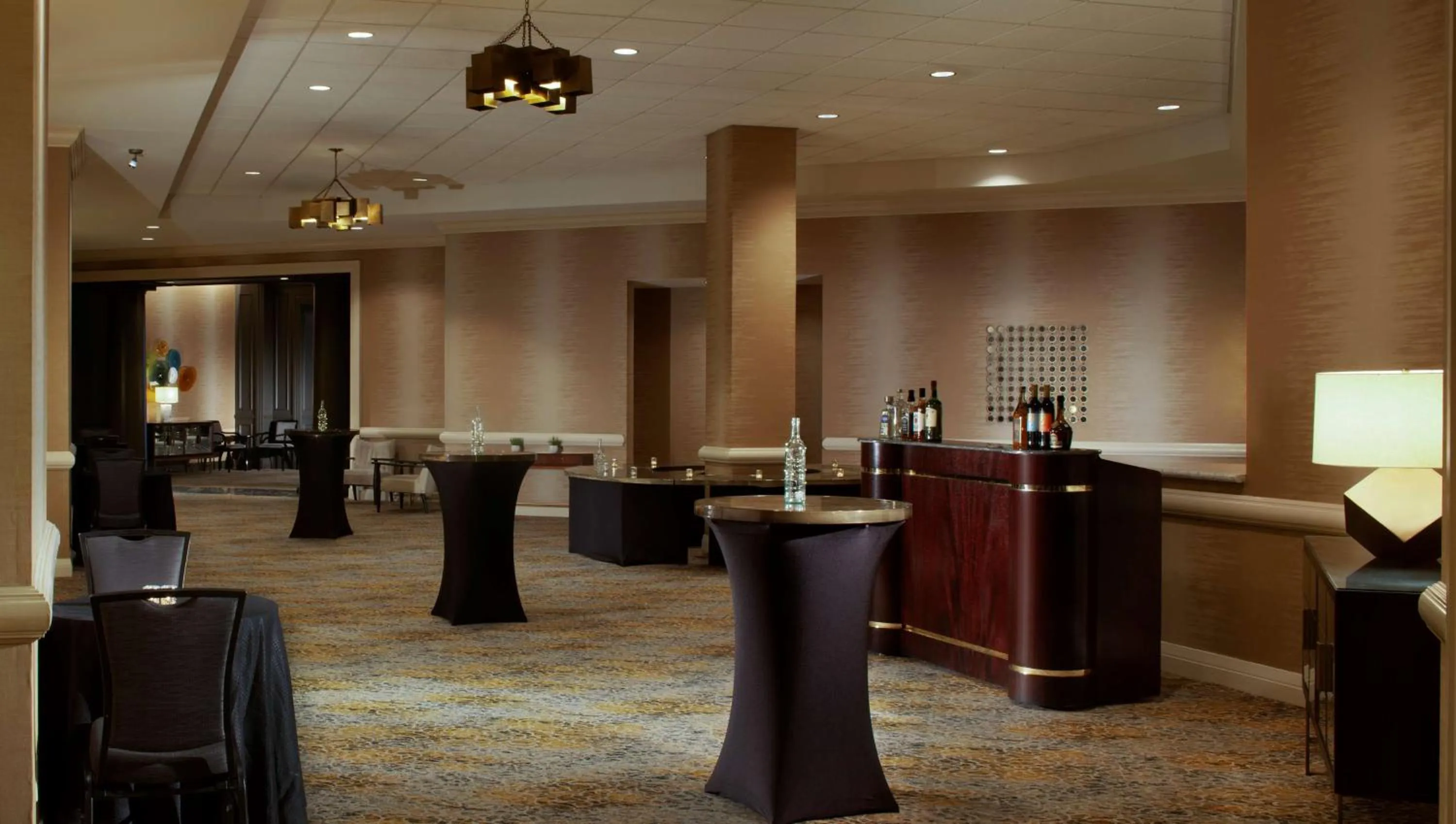 Meeting/conference room in Hilton Alexandria Old Town