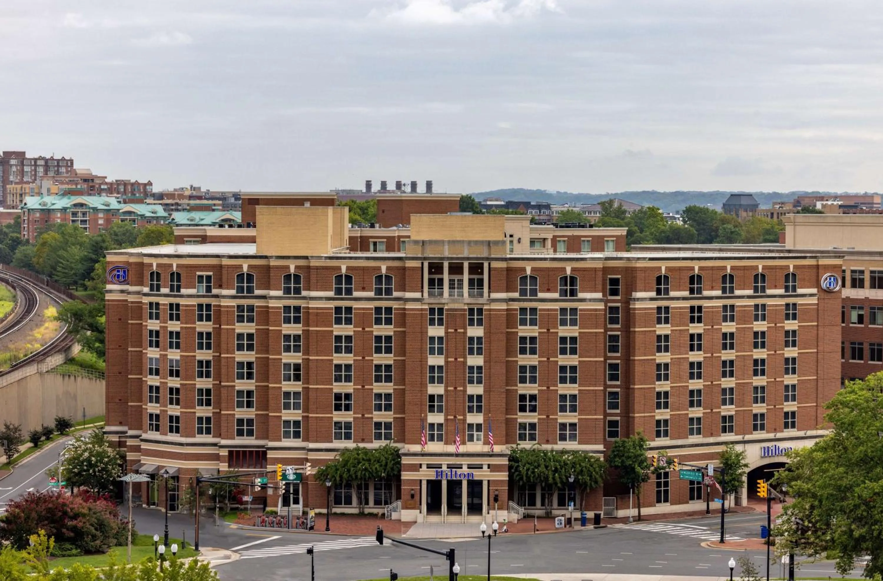 Property building in Hilton Alexandria Old Town