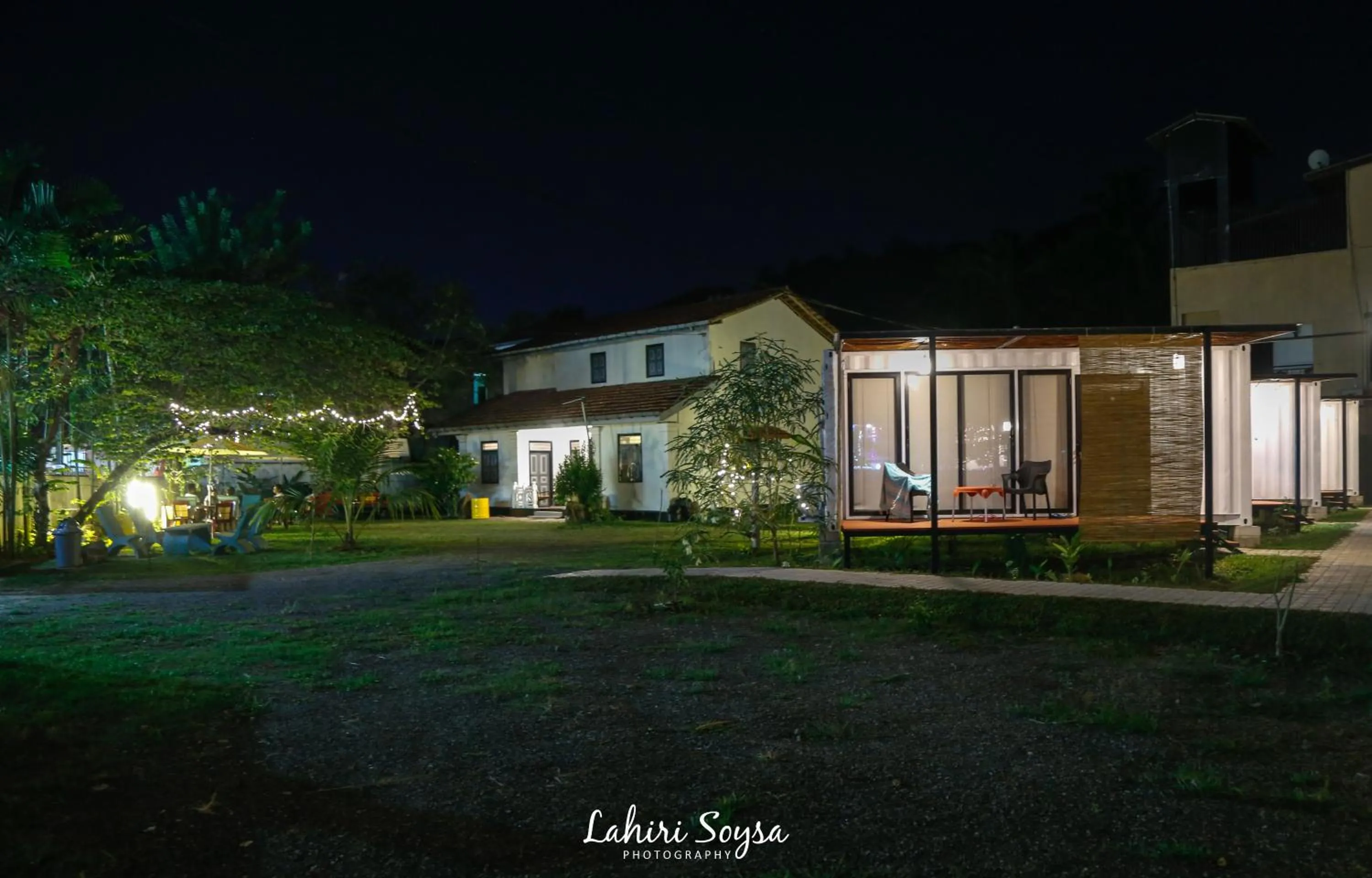 Garden view in MA Villa Unawatuna