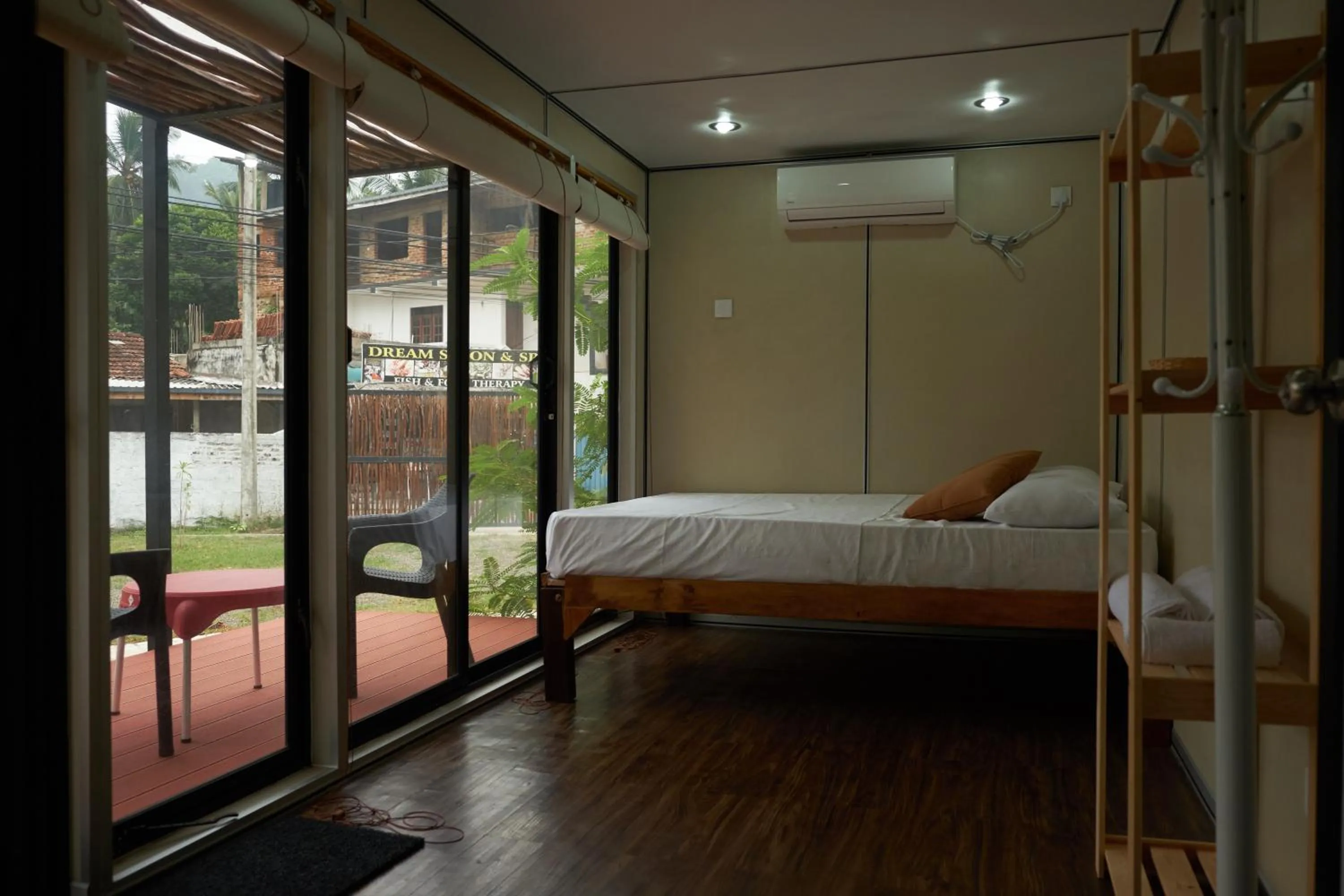 Bedroom, Bed in MA Villa Unawatuna