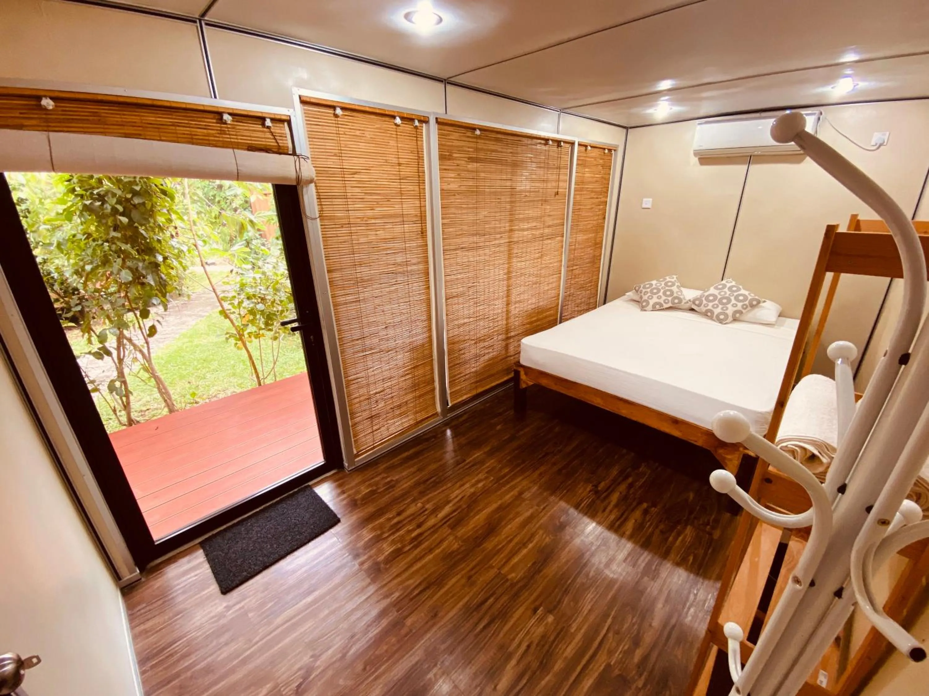 Bed in MA Villa Unawatuna