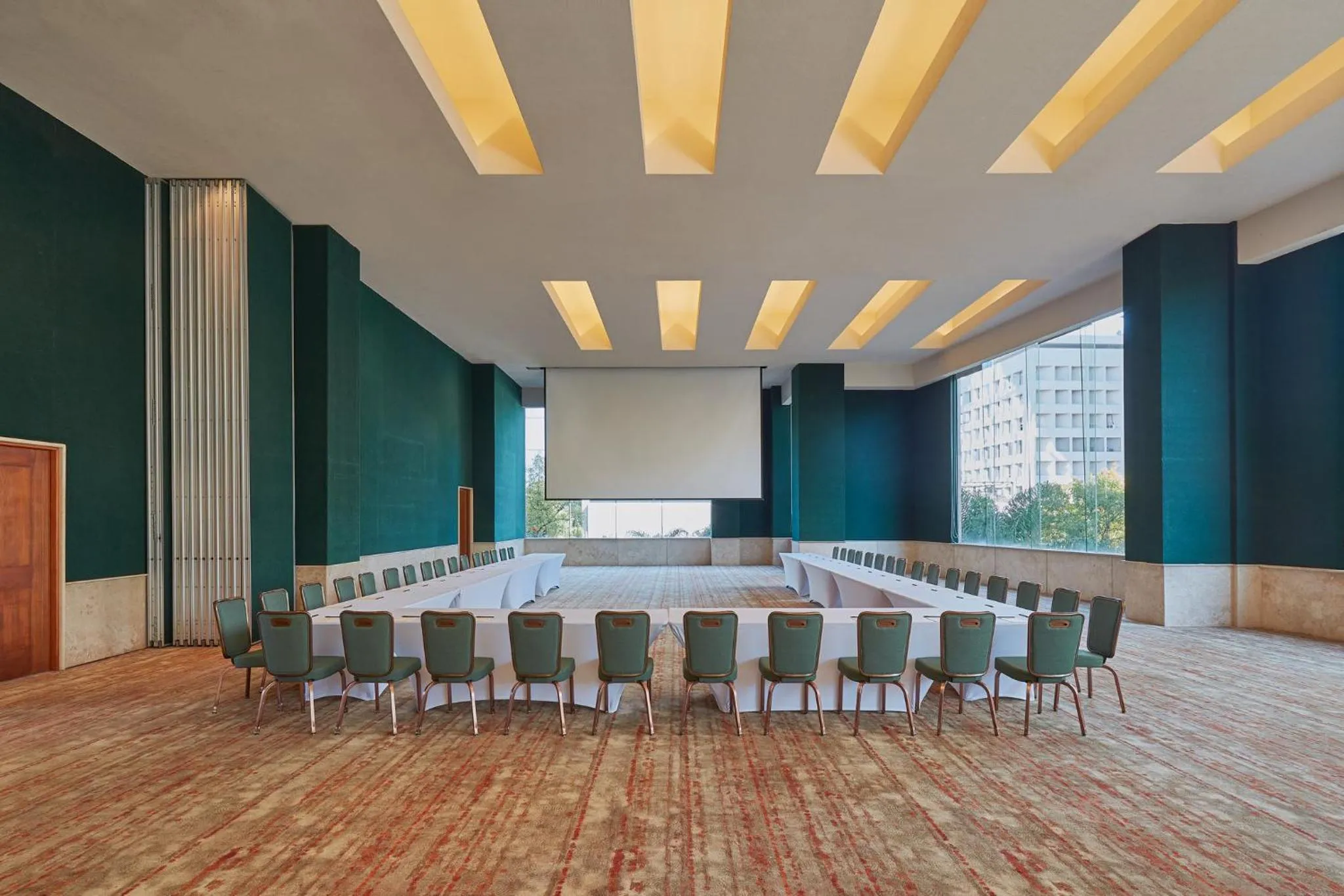 Meeting/conference room in Grand Fiesta Americana Guadalajara Country Club