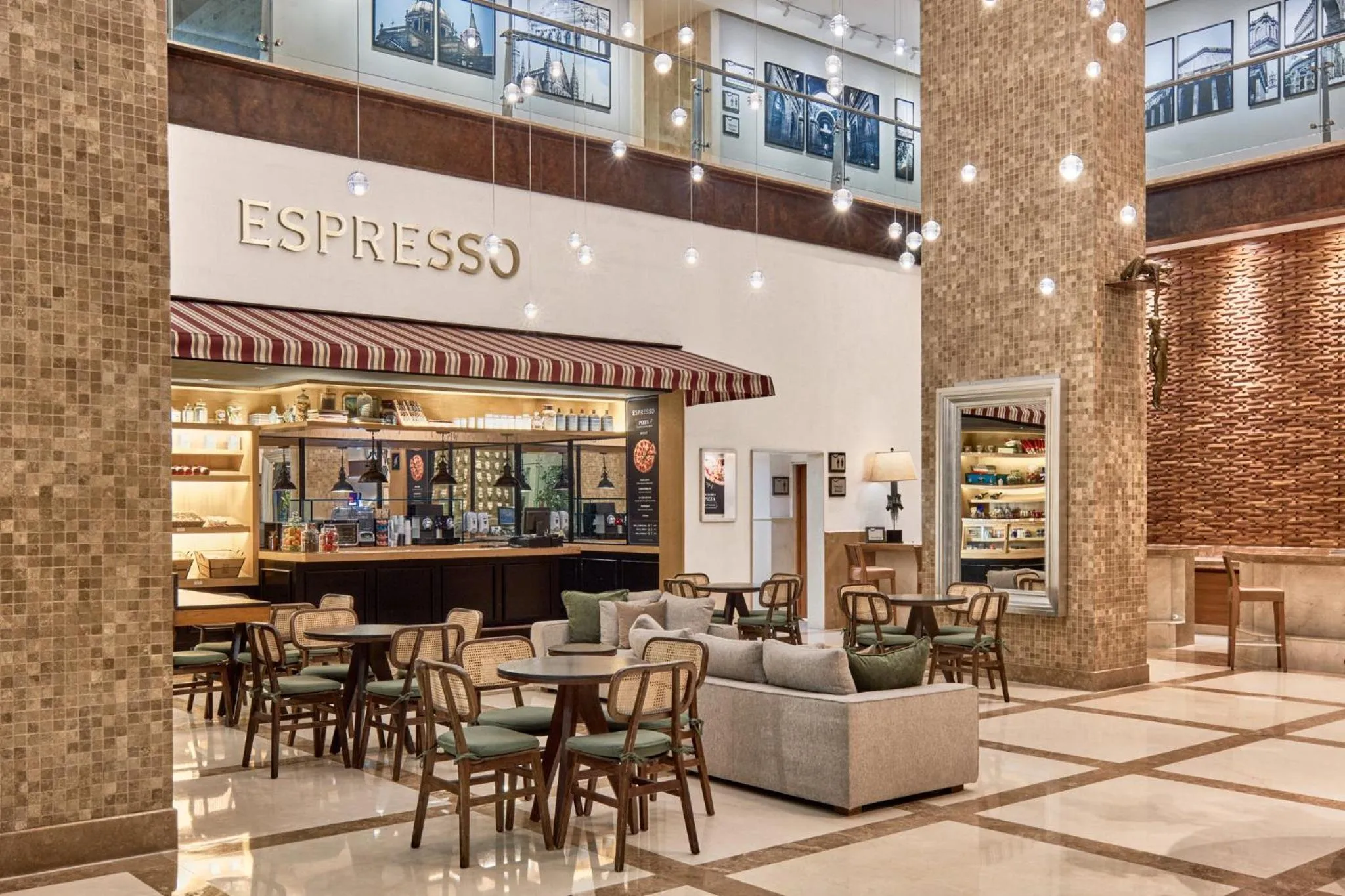 Lobby or reception in Grand Fiesta Americana Guadalajara Country Club