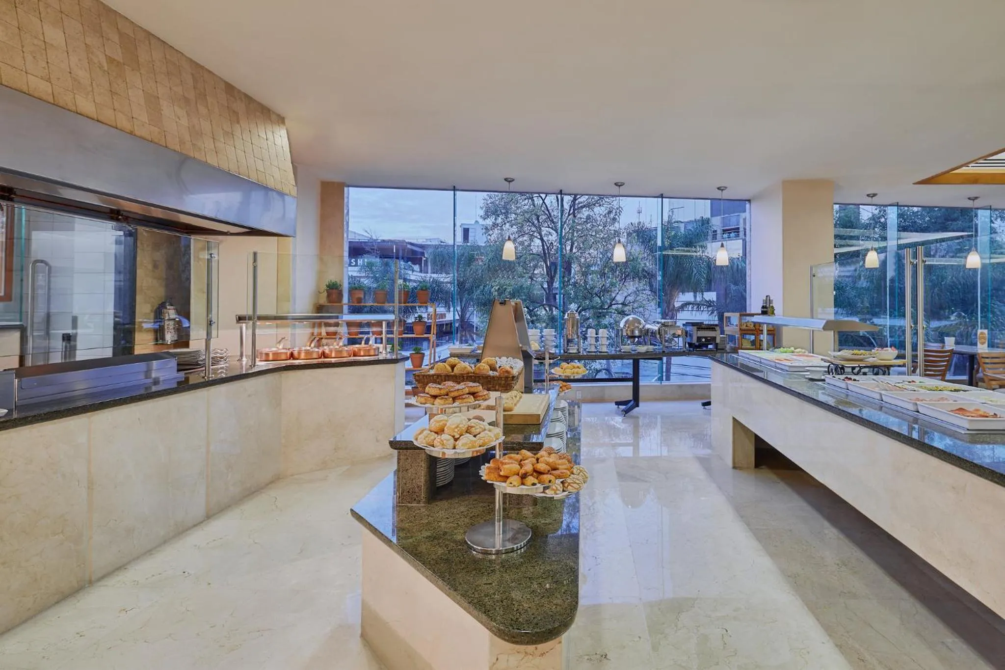 Buffet breakfast in Grand Fiesta Americana Guadalajara Country Club