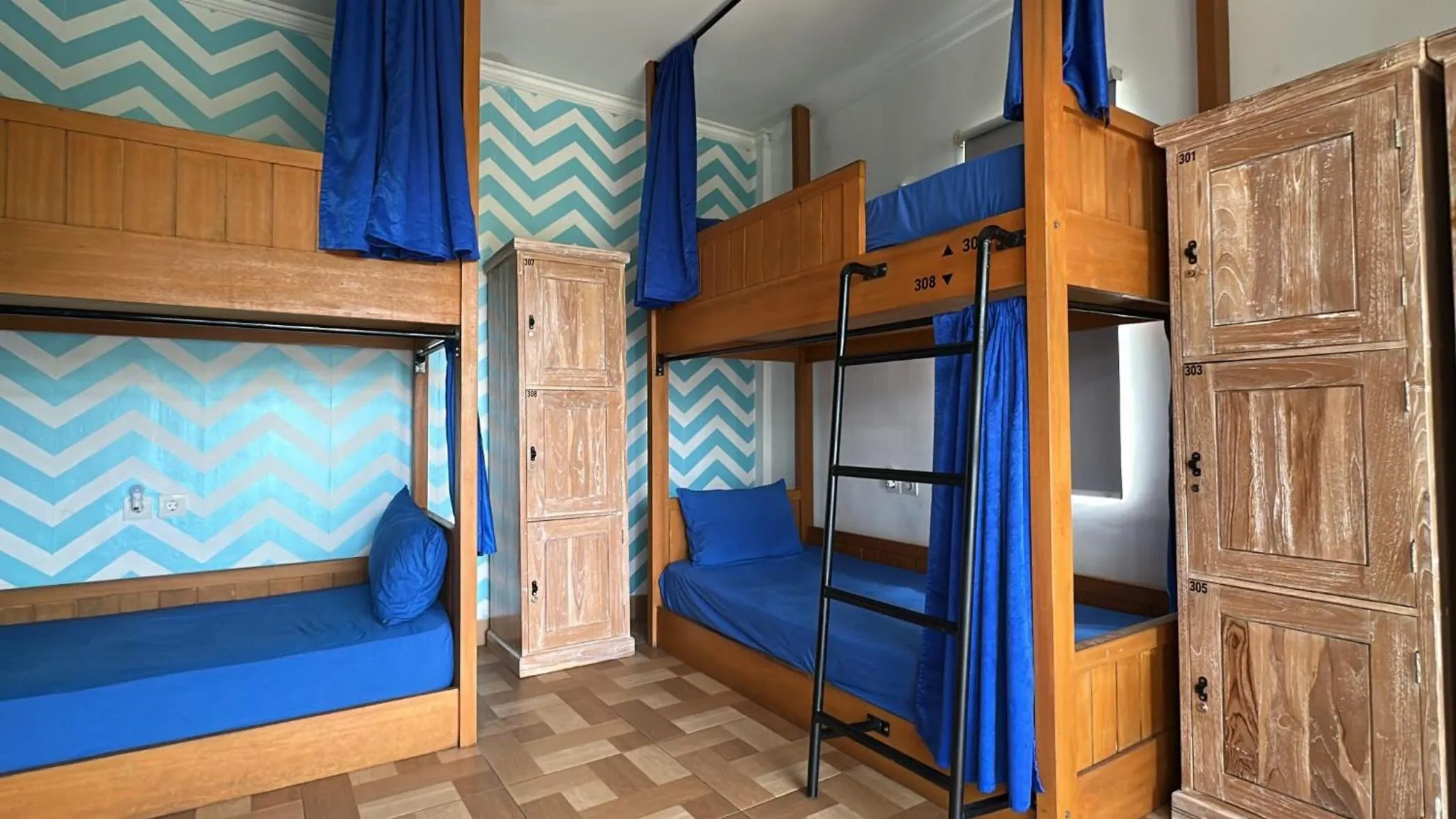 Bed in Beach Hut Hostel