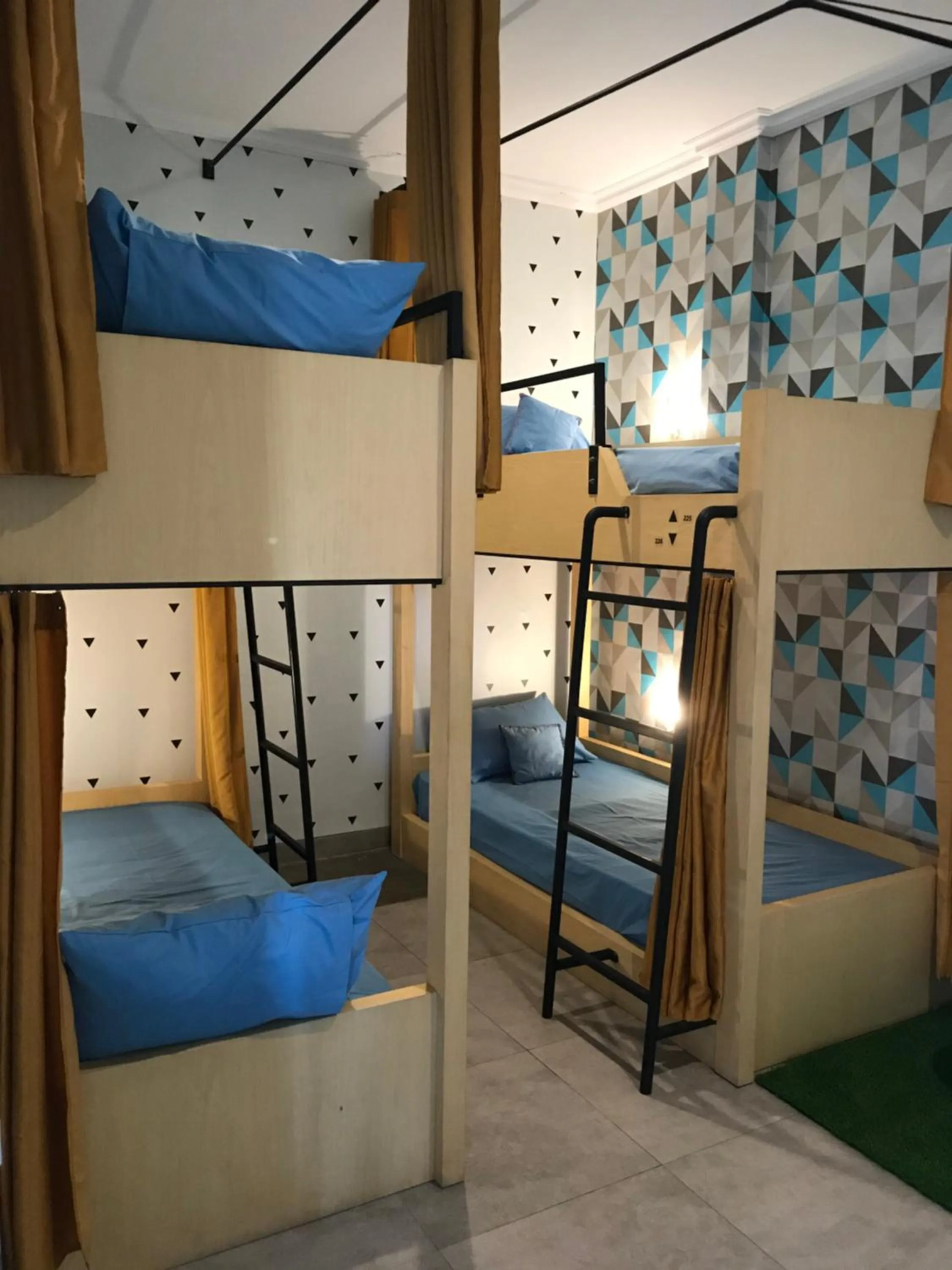 Bed in Beach Hut Hostel