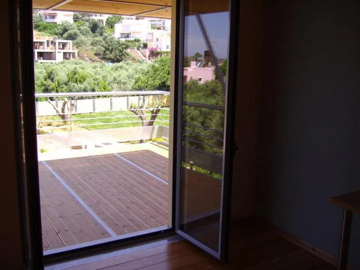 Day in Sorta Apartments