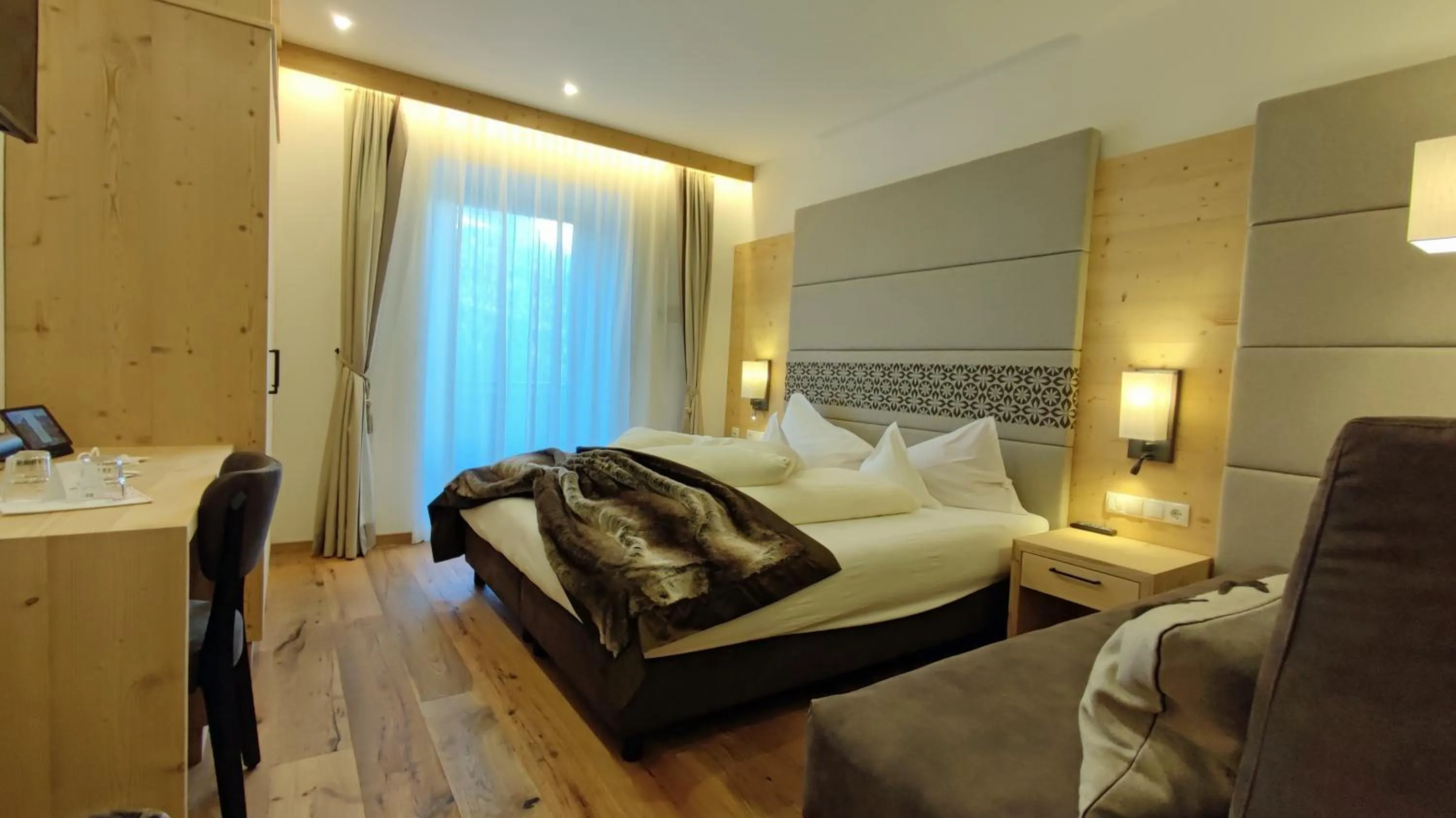 Photo of the whole room, Bed in Hotel Zebru