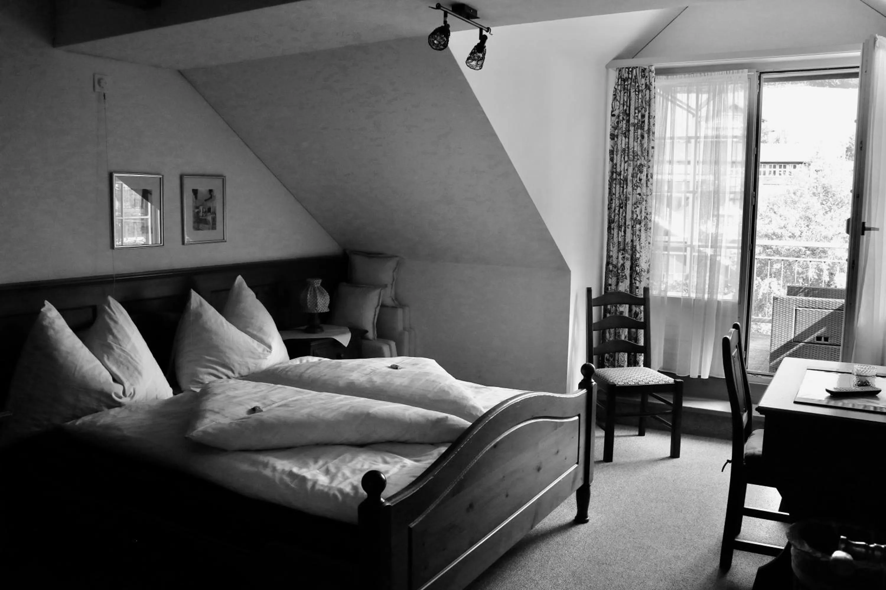 Bed in Hotel Restaurant Rössli