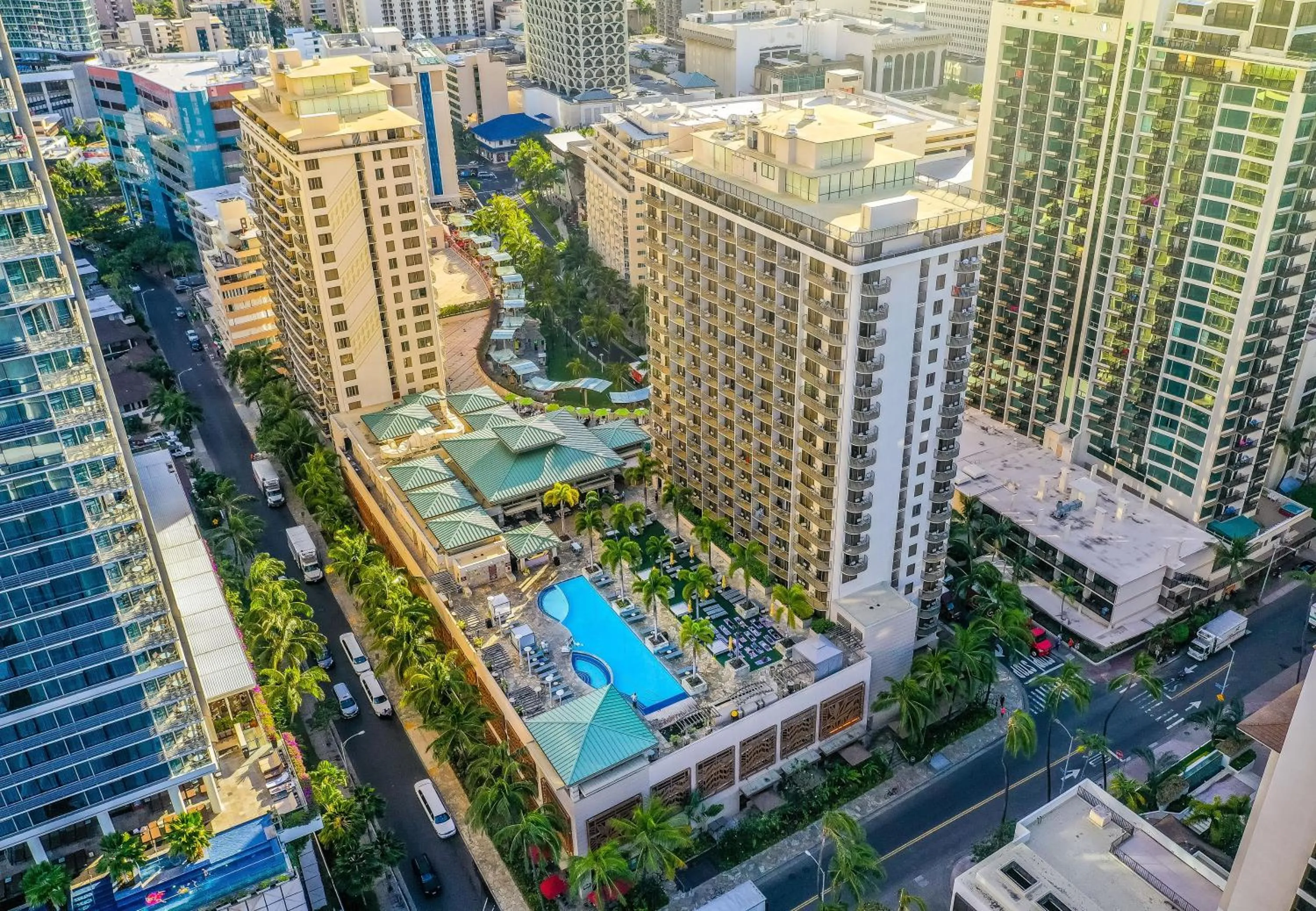 Property building in Embassy Suites by Hilton Waikiki Beach Walk