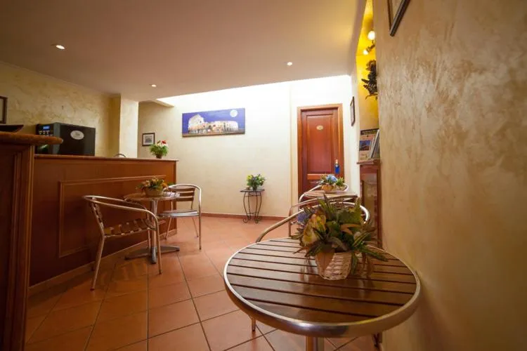 Communal lounge/ TV room in Nights In Rome