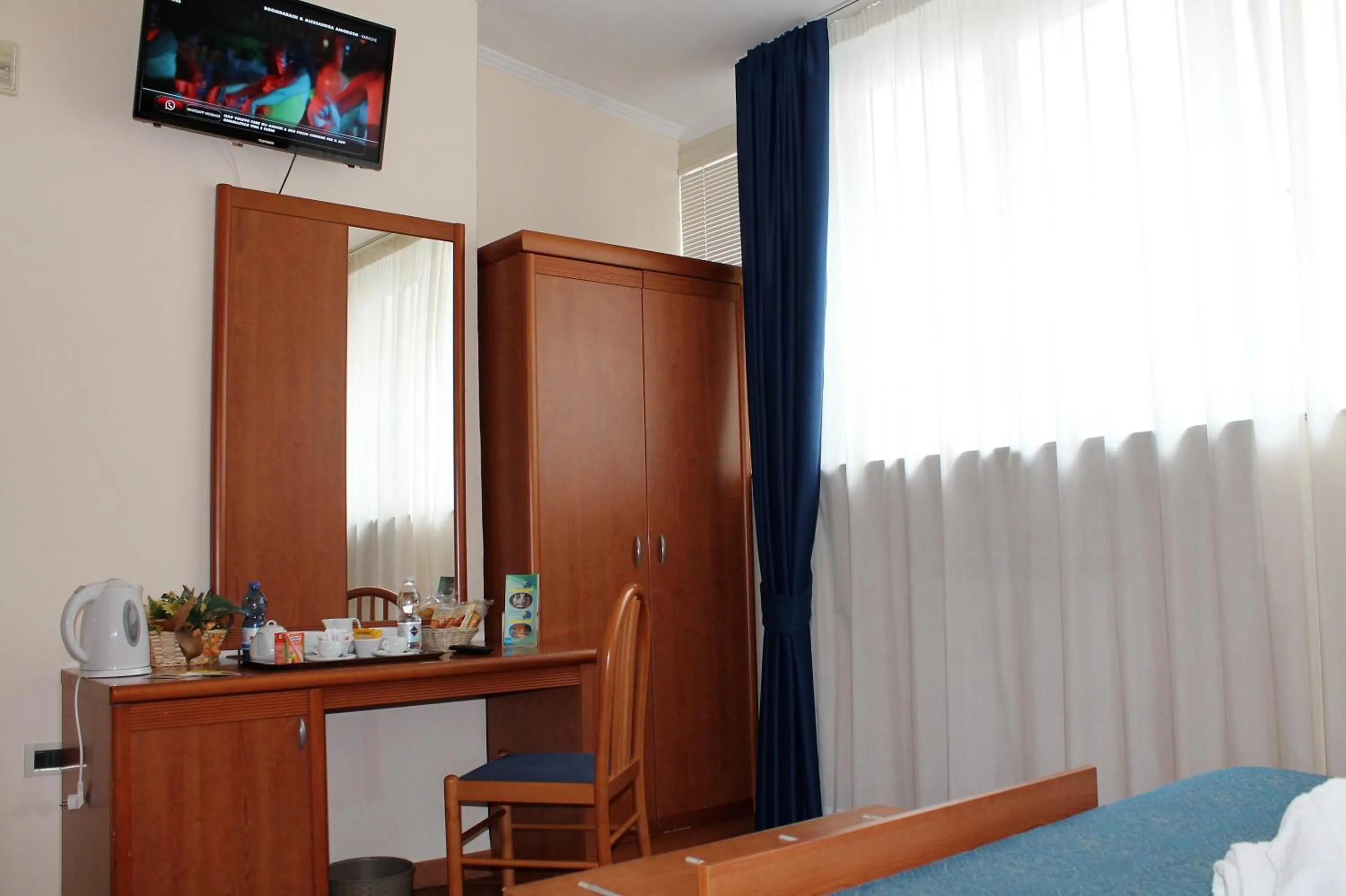 TV and multimedia, Bed in Nights In Rome