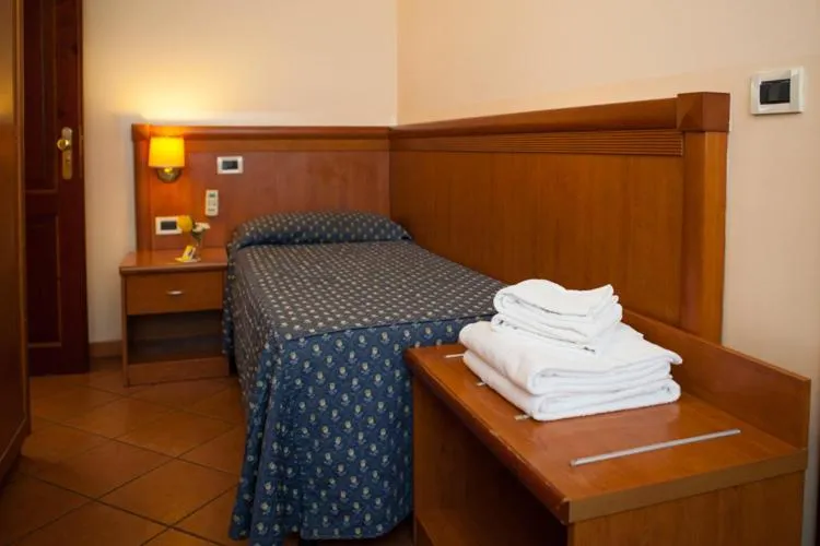 Bed in Nights In Rome