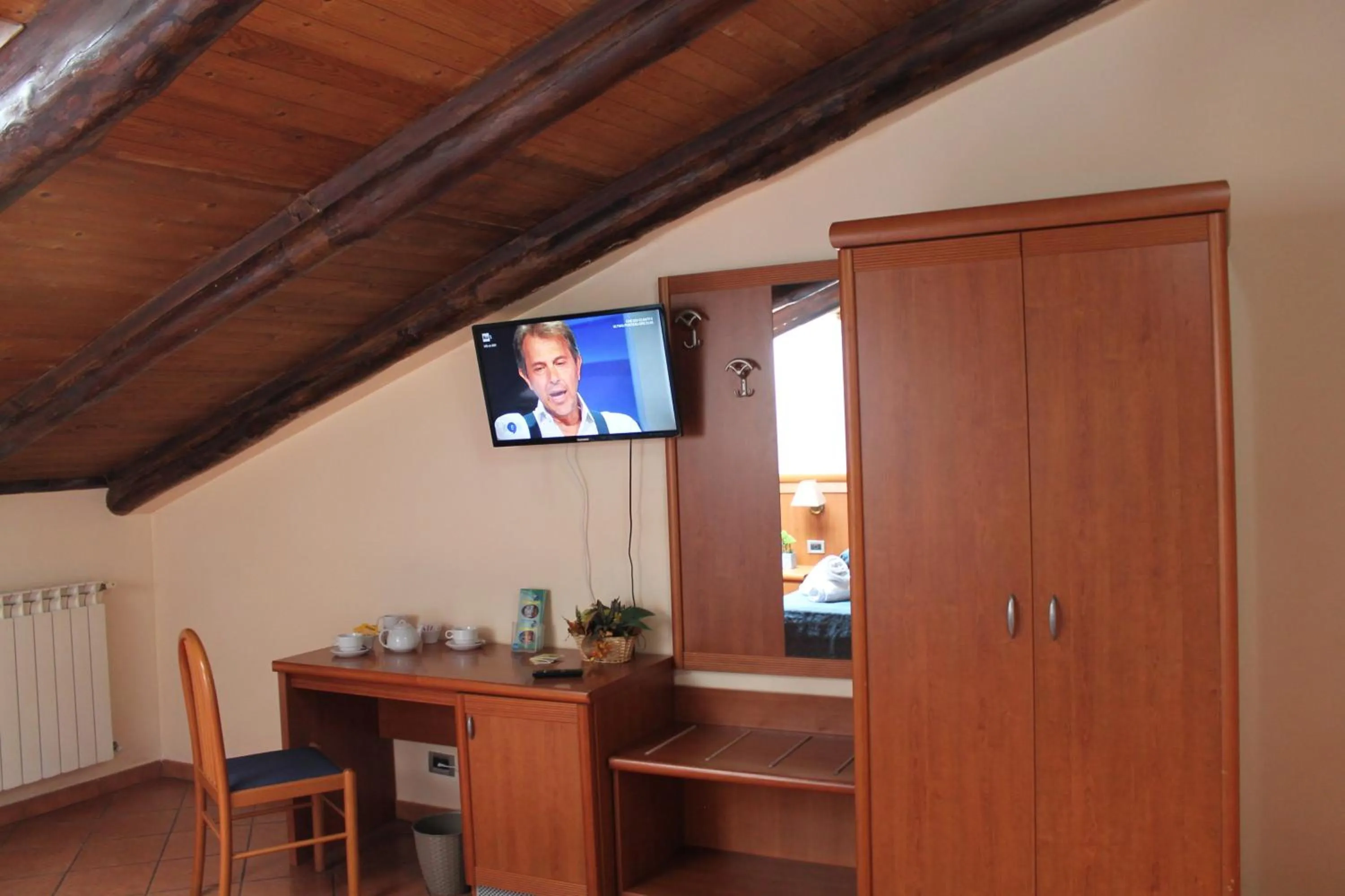 Photo of the whole room in Nights In Rome