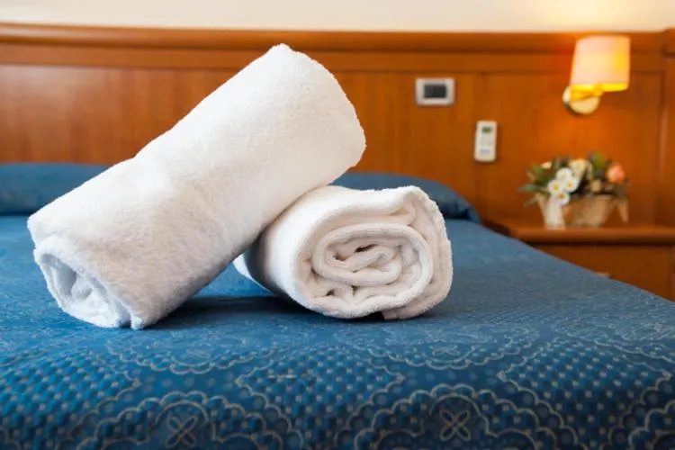 Bed in Nights In Rome